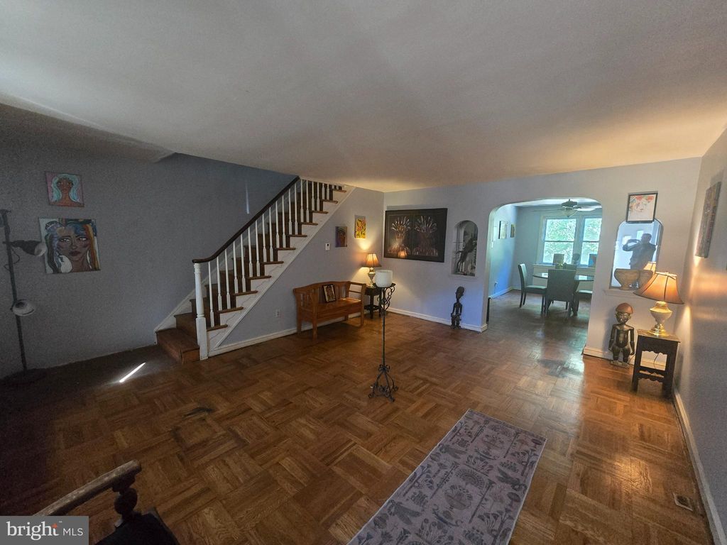 Photo of 703 Briarcliff Rd, UPPER DARBY, PA 19082 (MLS # PADE2102304)