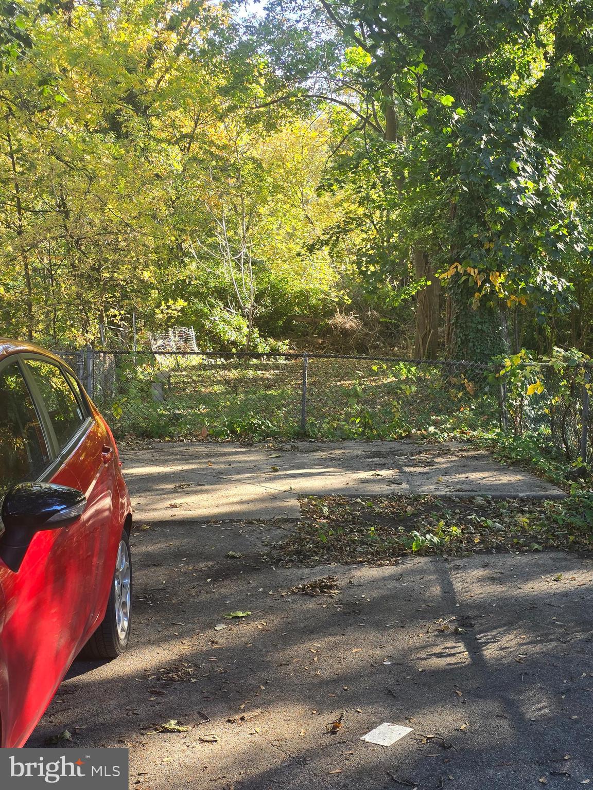 WALNUT HILL - Residential