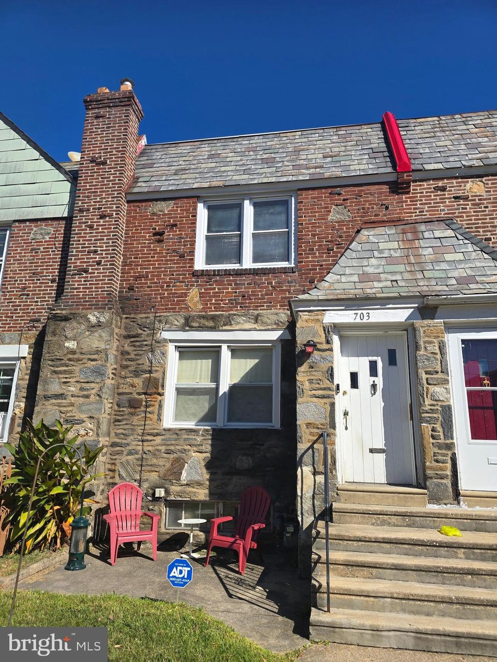 Photo of 703 Briarcliff Rd, UPPER DARBY, PA 19082 (MLS # PADE2102304)