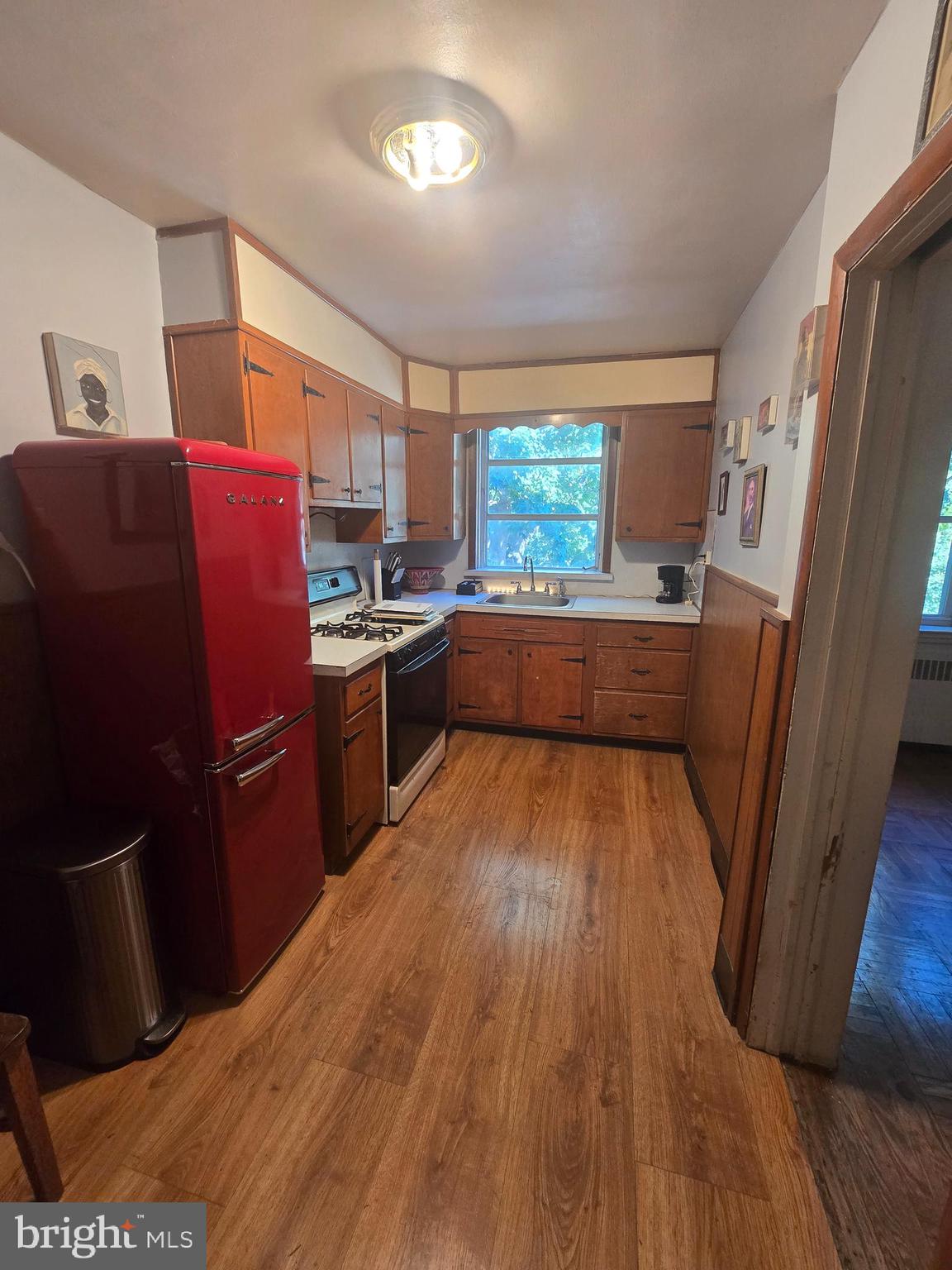 WALNUT HILL - Residential