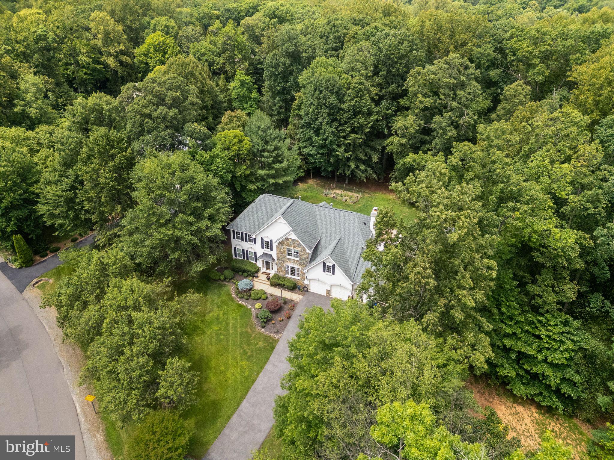 6174 TREYWOOD LANE