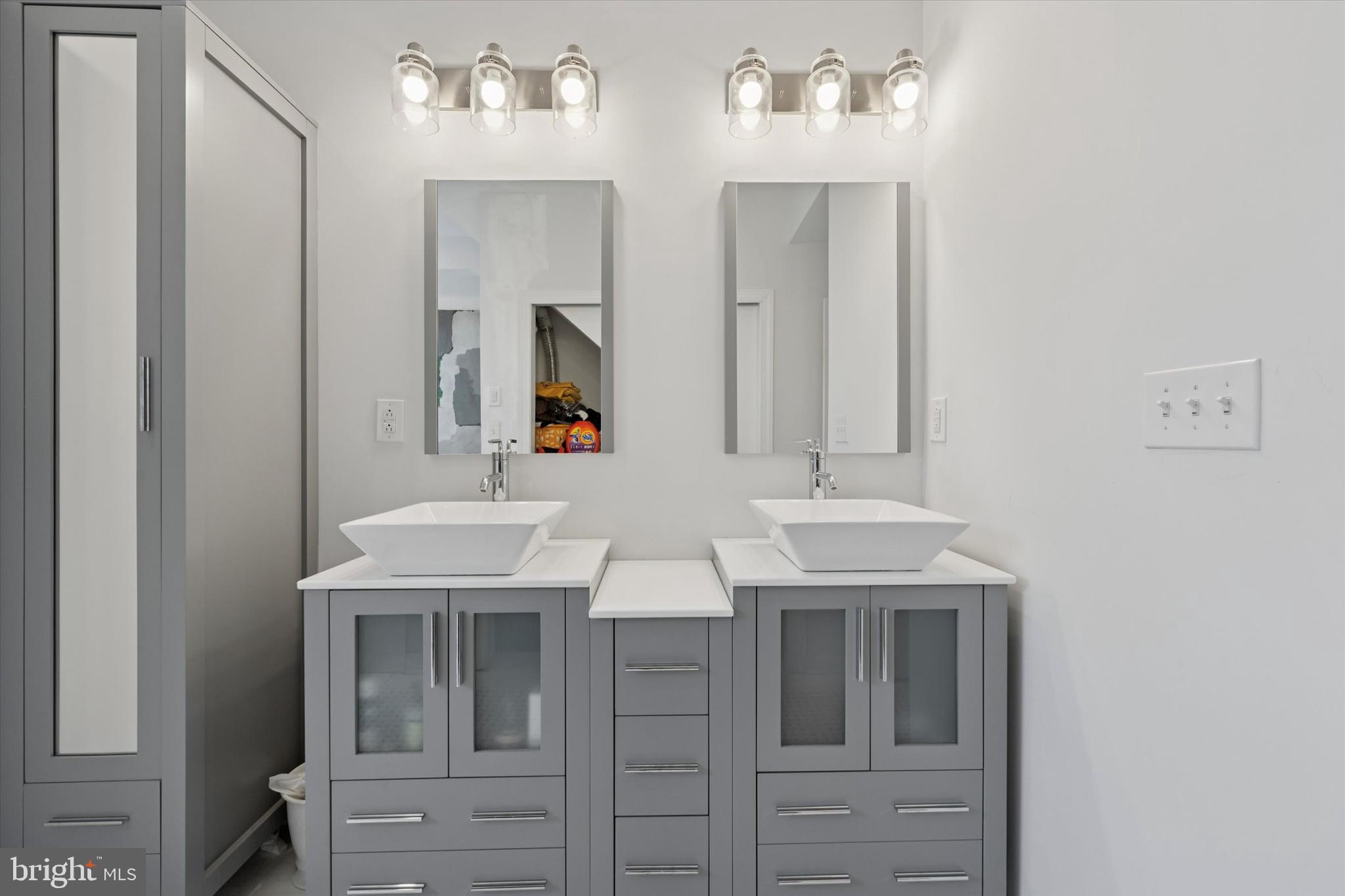 POINT BREEZE - Residential Lease