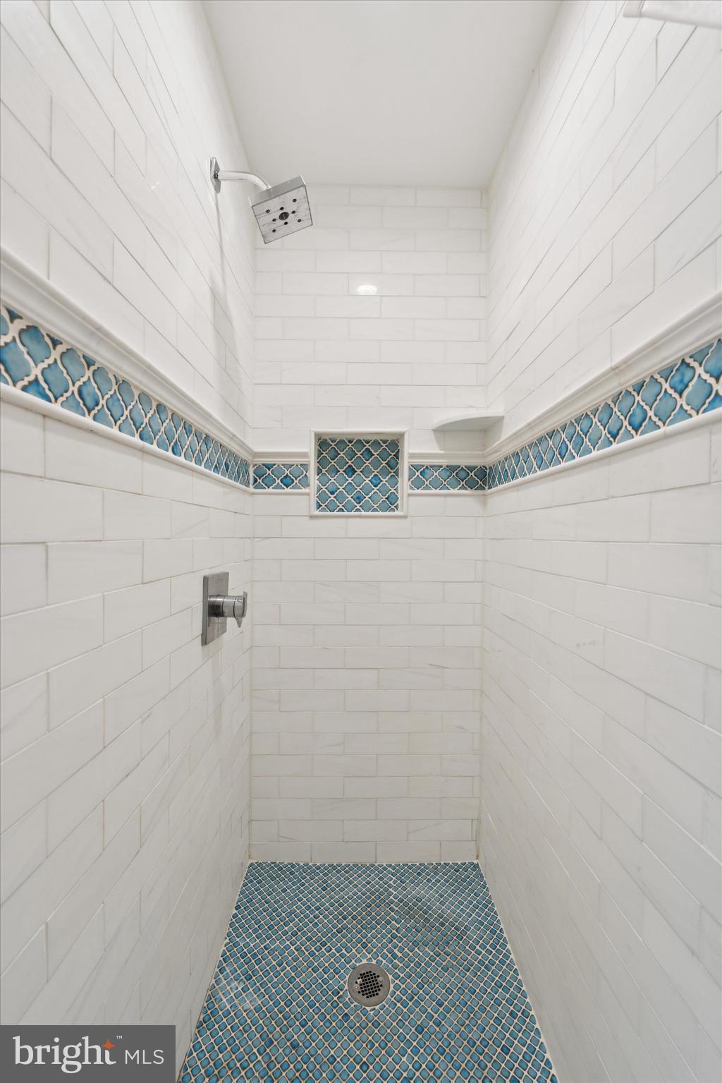 POINT BREEZE - Residential Lease