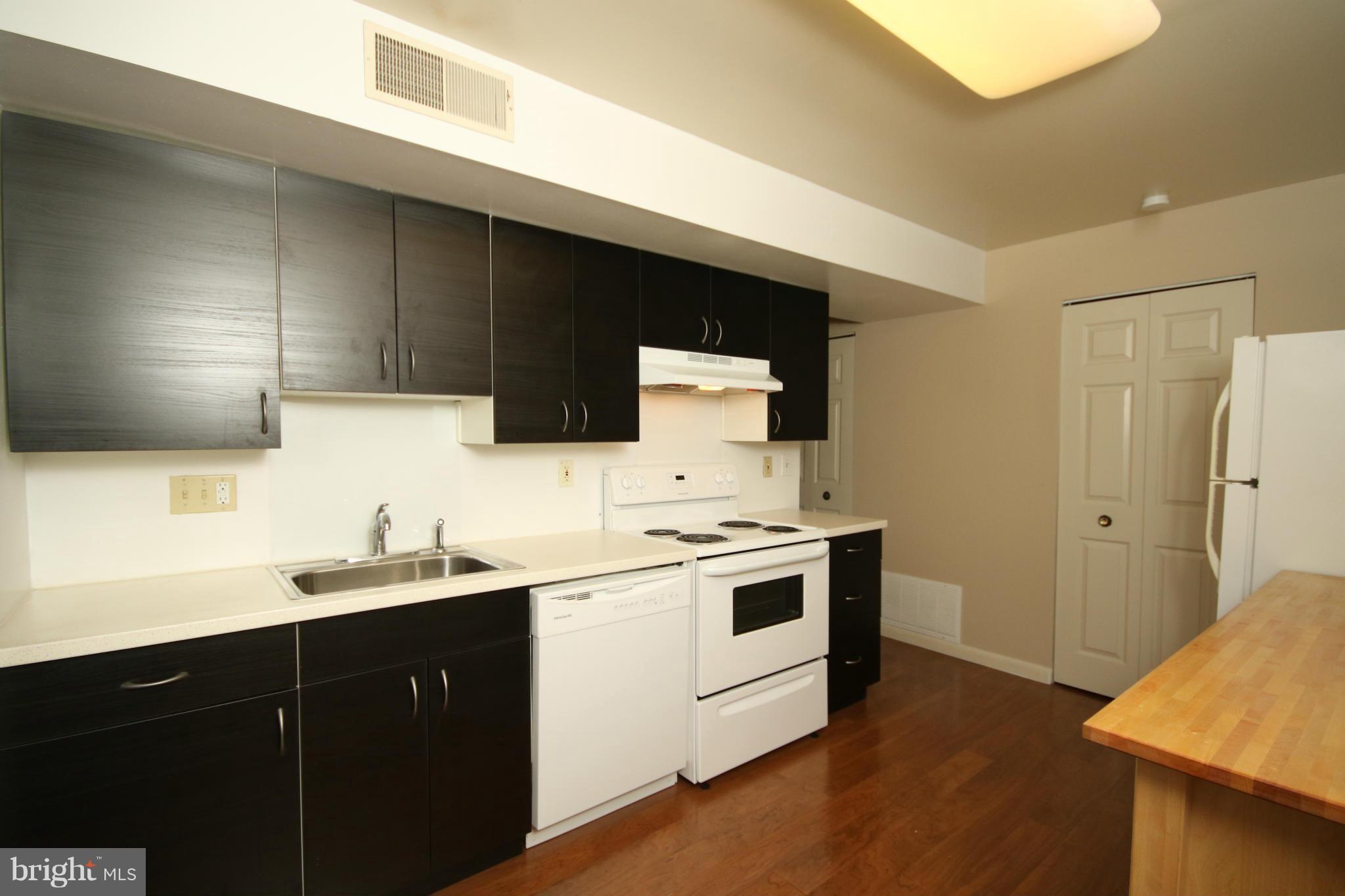 SIERRA VILLAS - Residential