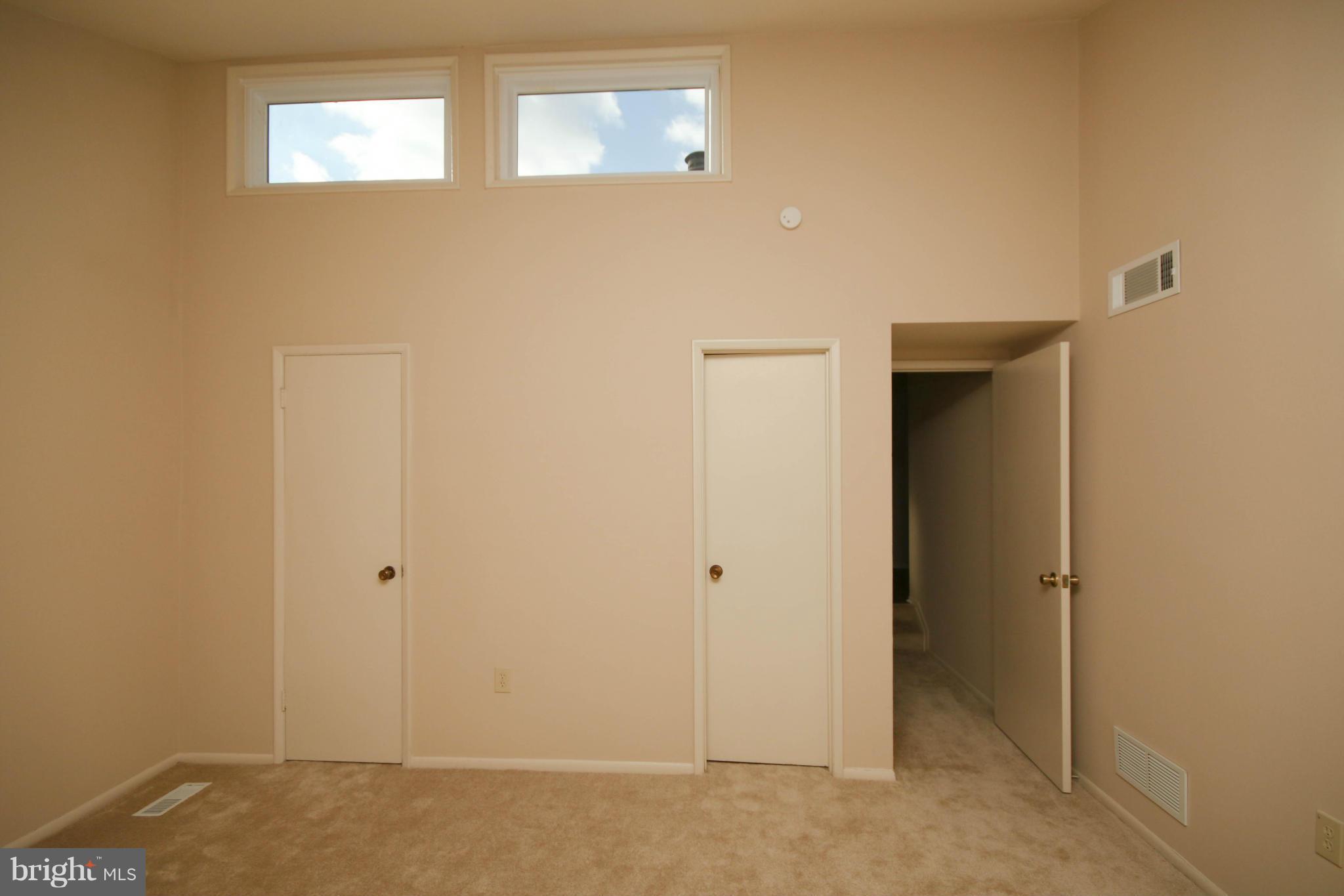 SIERRA VILLAS - Residential