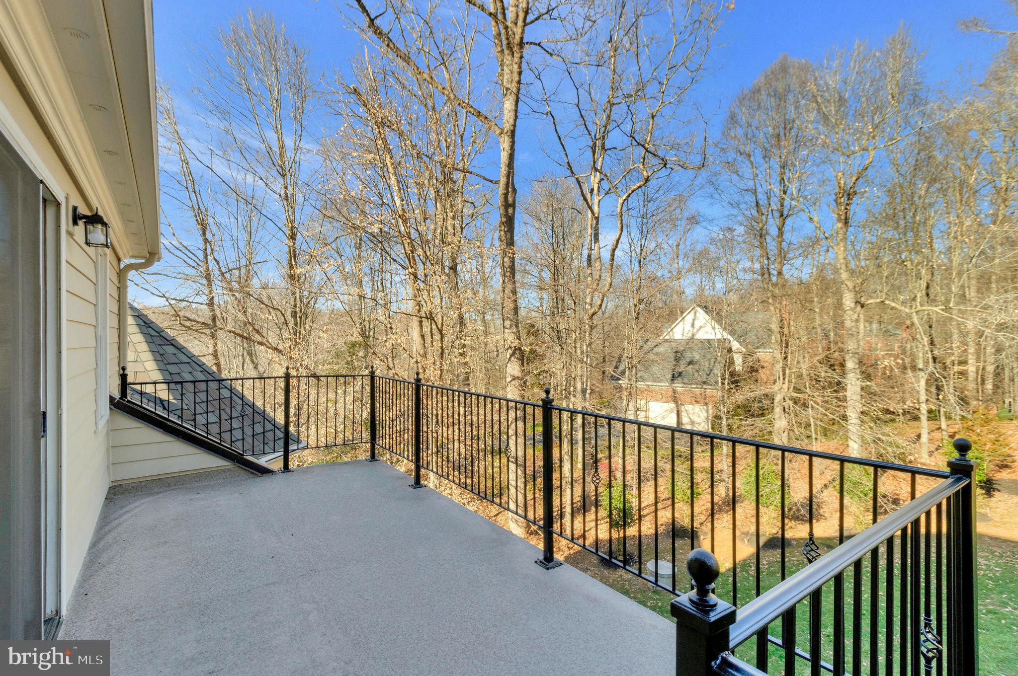 RIVERBEND KNOLLS - Residential