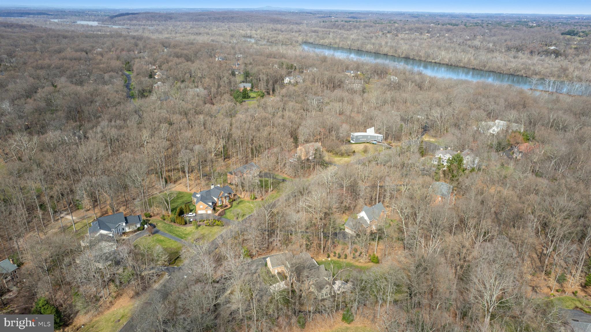 RIVERBEND KNOLLS - Residential