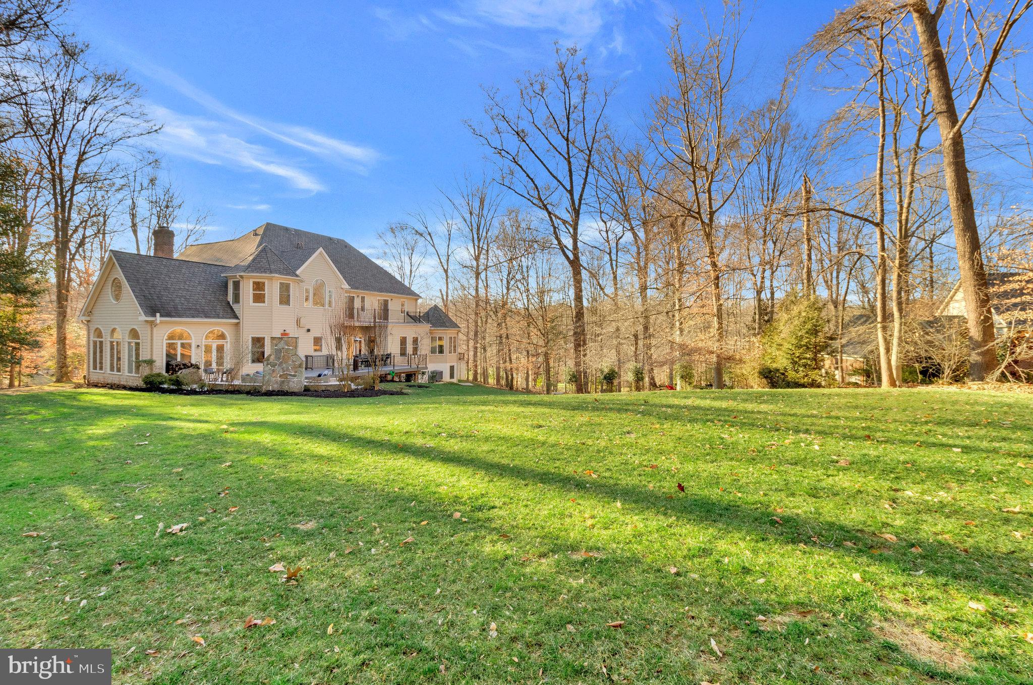 RIVERBEND KNOLLS - Residential