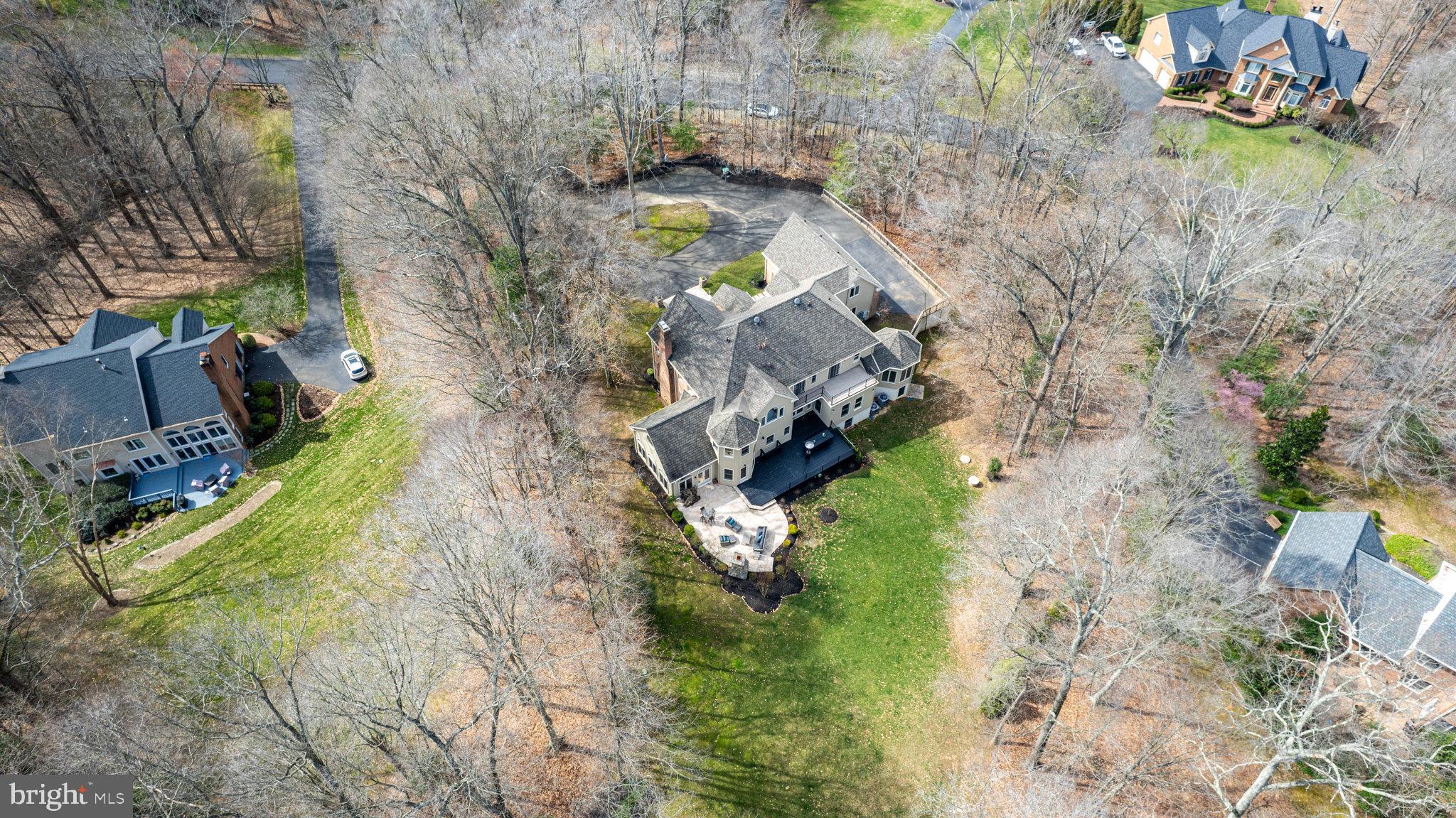 RIVERBEND KNOLLS - Residential