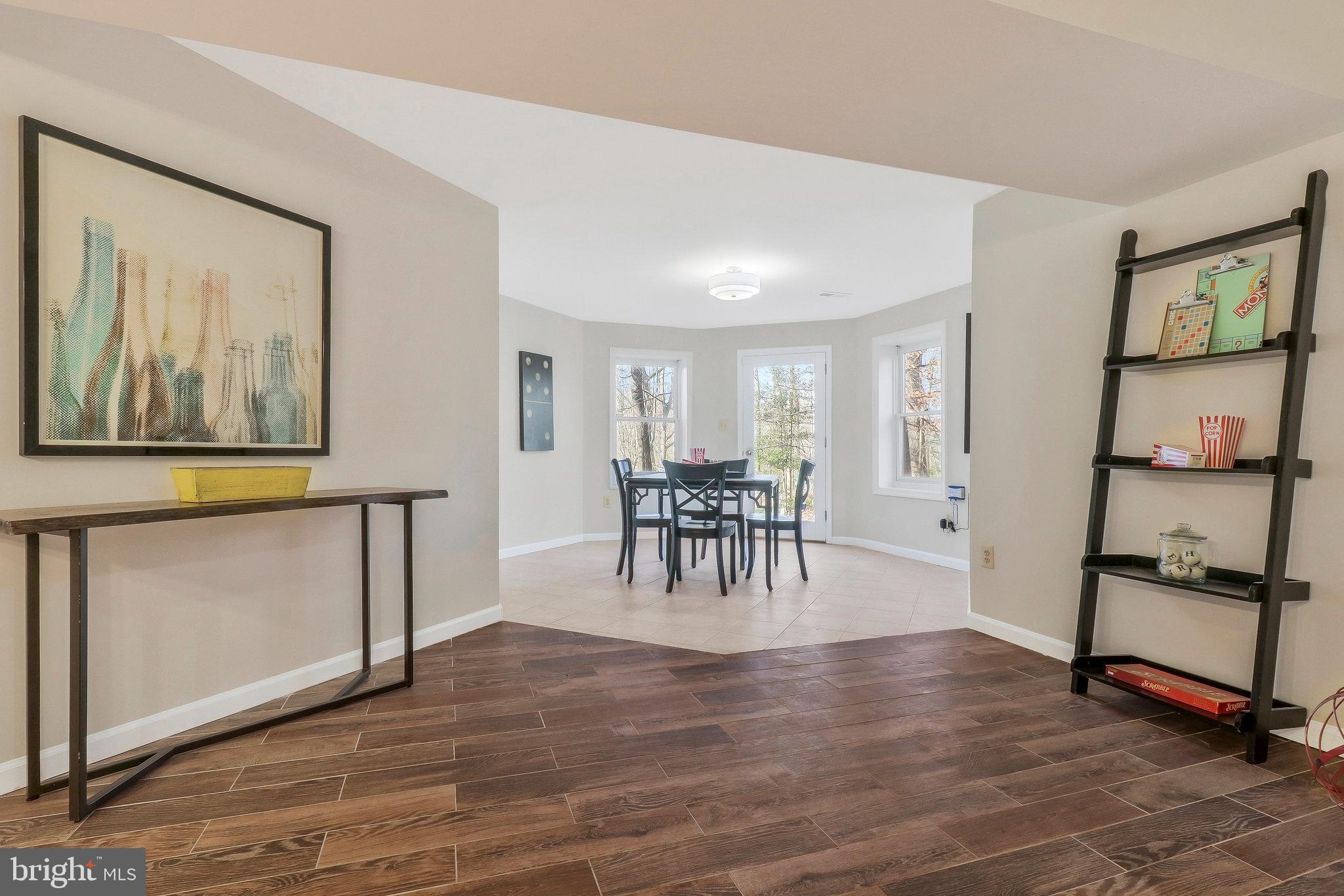 RIVERBEND KNOLLS - Residential