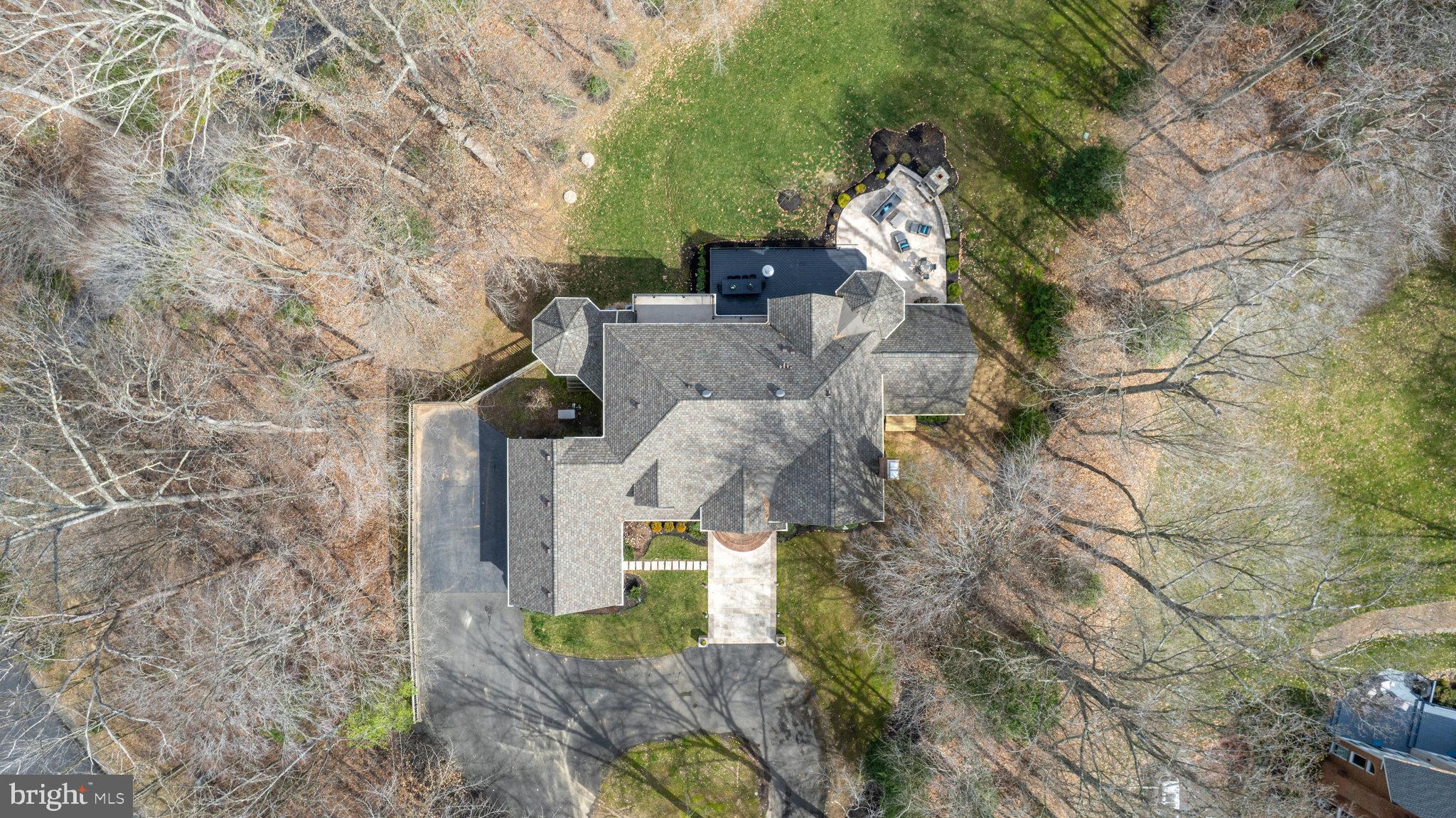 RIVERBEND KNOLLS - Residential