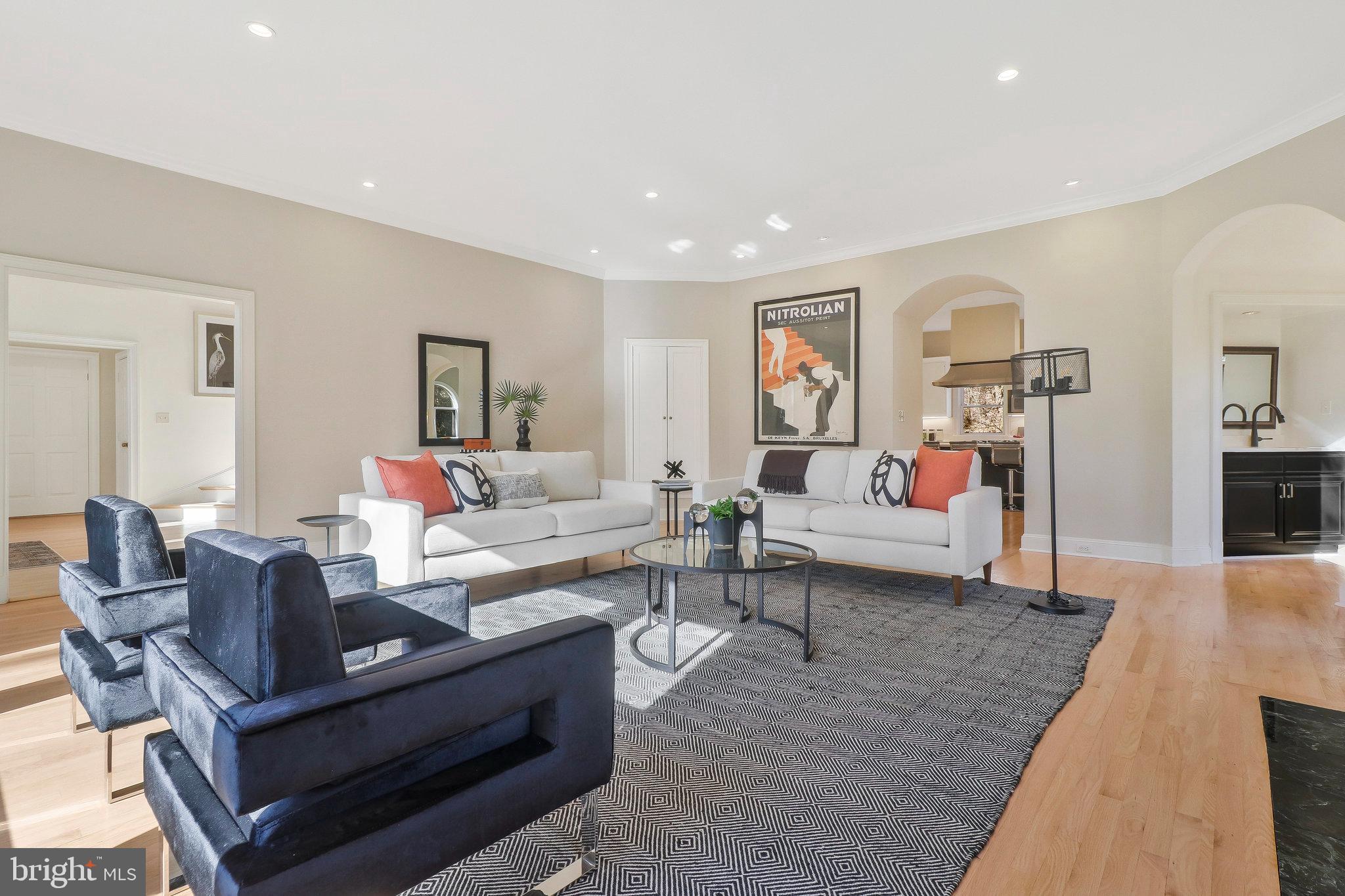 RIVERBEND KNOLLS - Residential