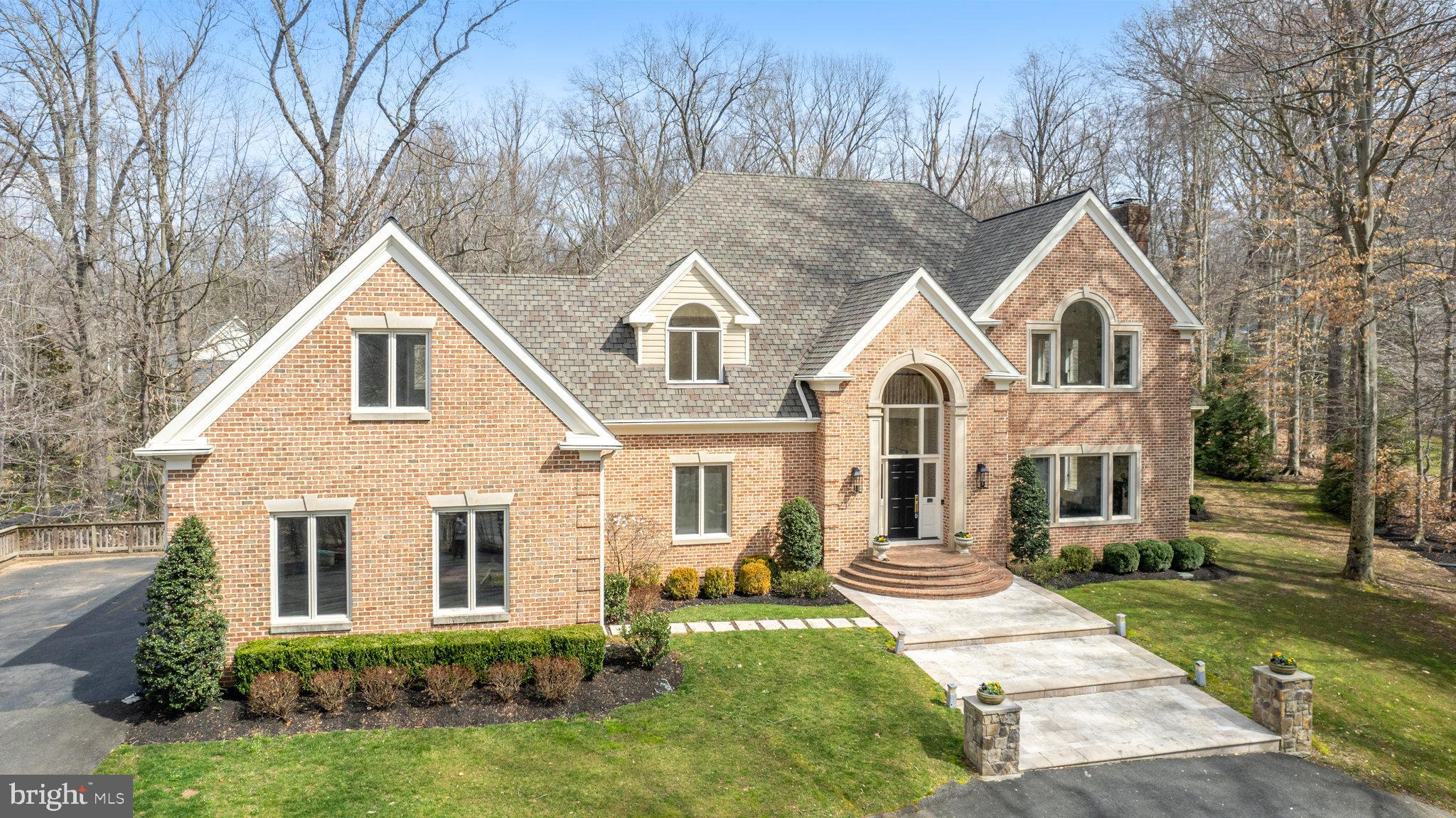 RIVERBEND KNOLLS - Residential