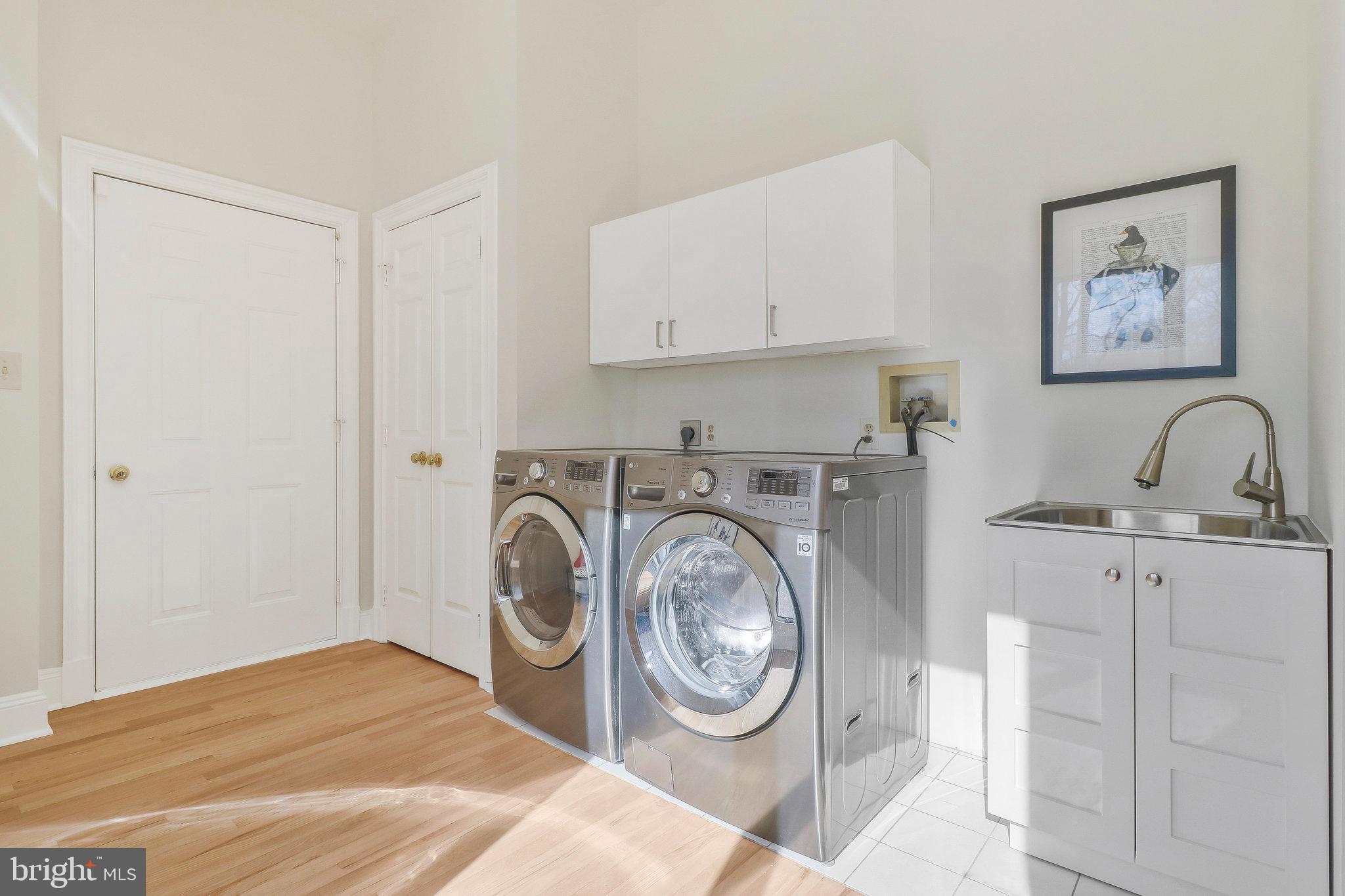 RIVERBEND KNOLLS - Residential