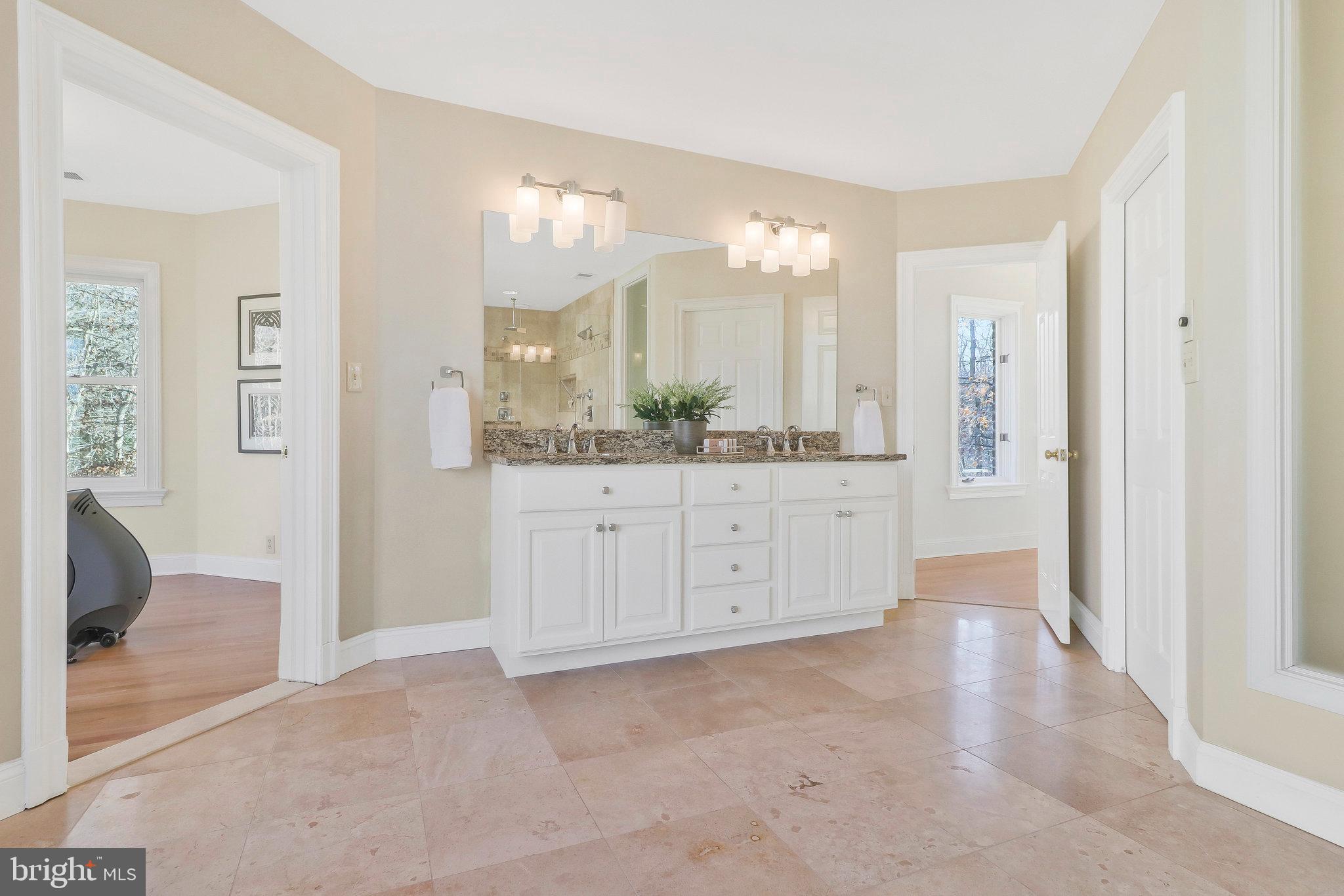 RIVERBEND KNOLLS - Residential