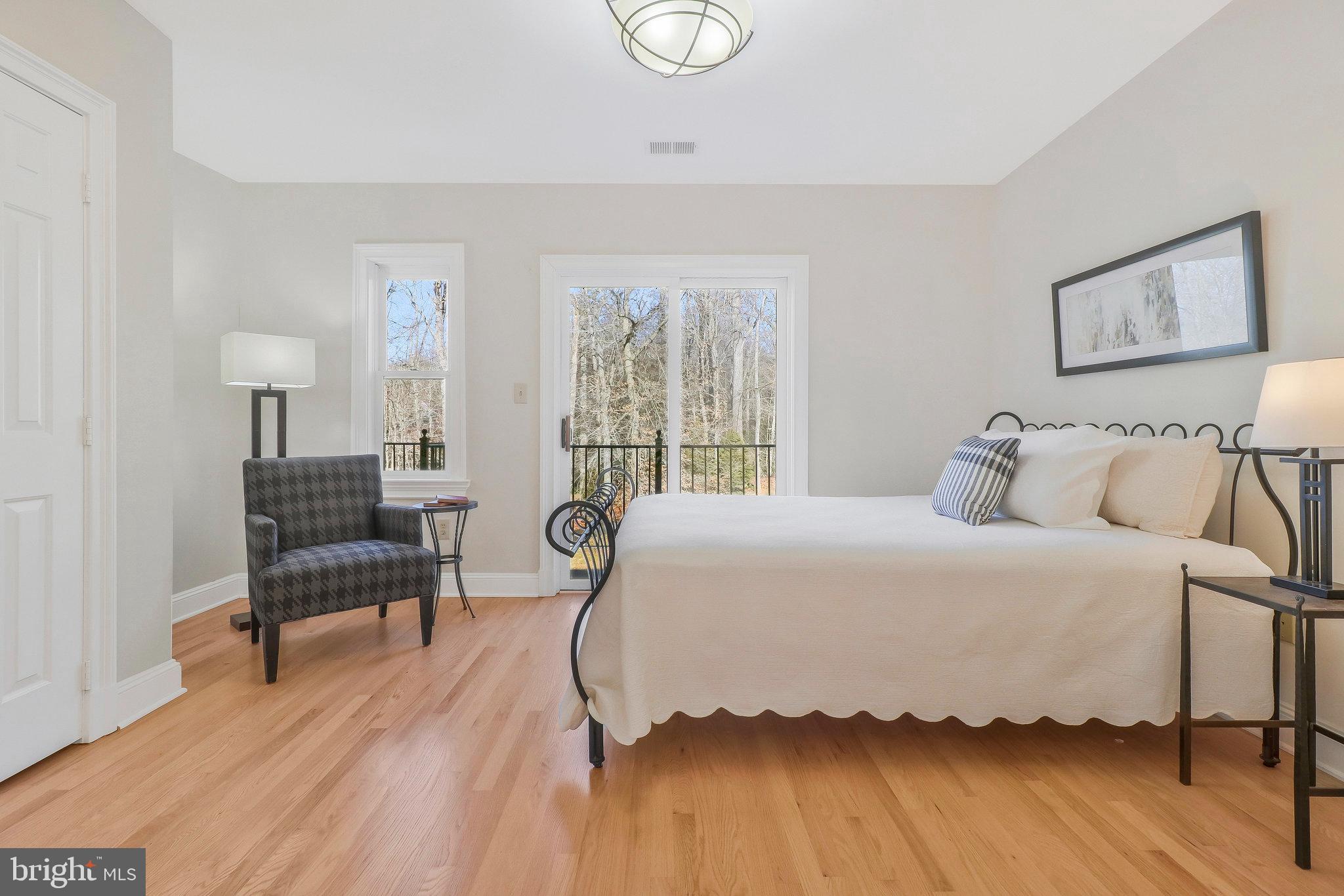 RIVERBEND KNOLLS - Residential