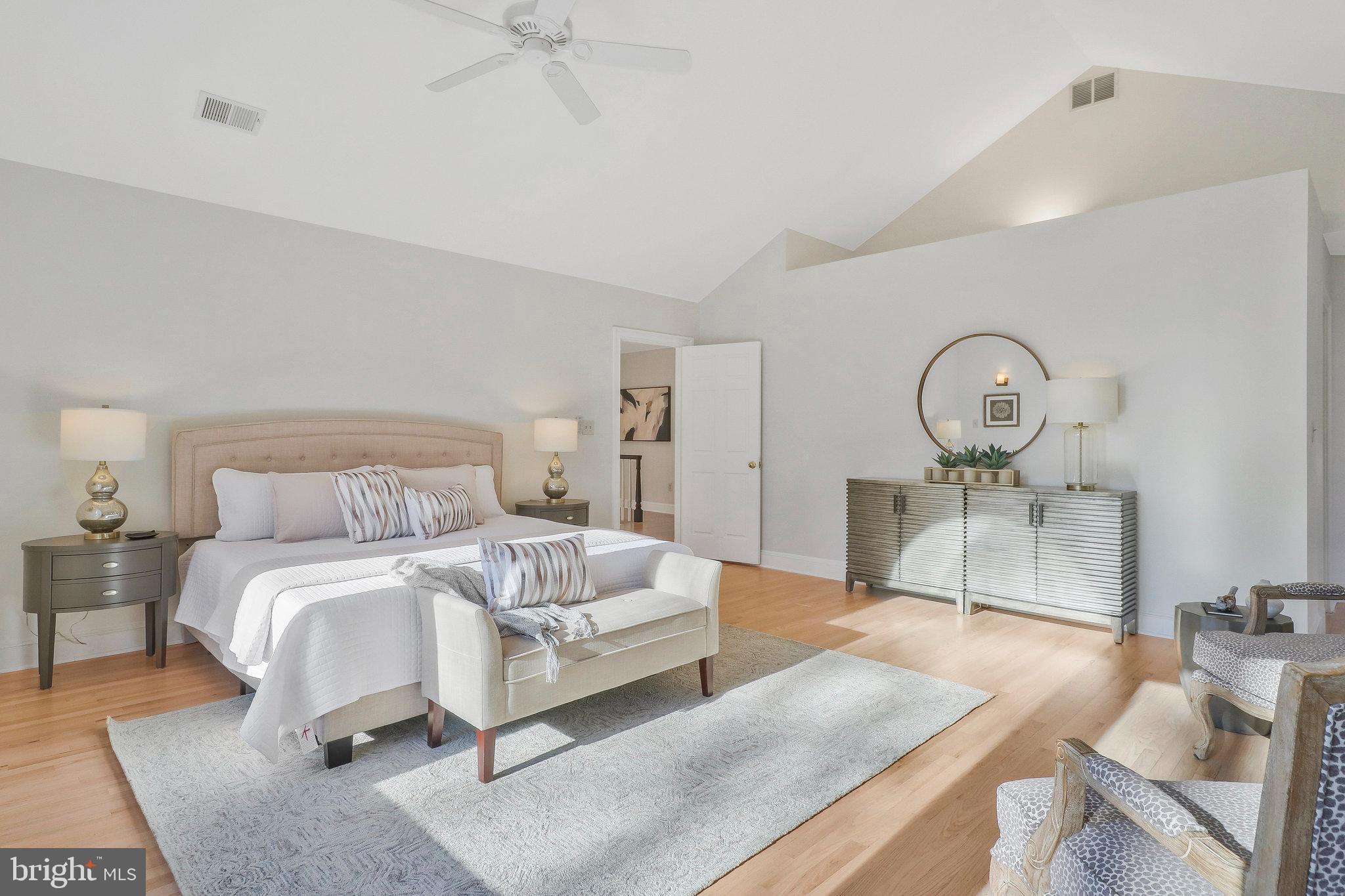 RIVERBEND KNOLLS - Residential