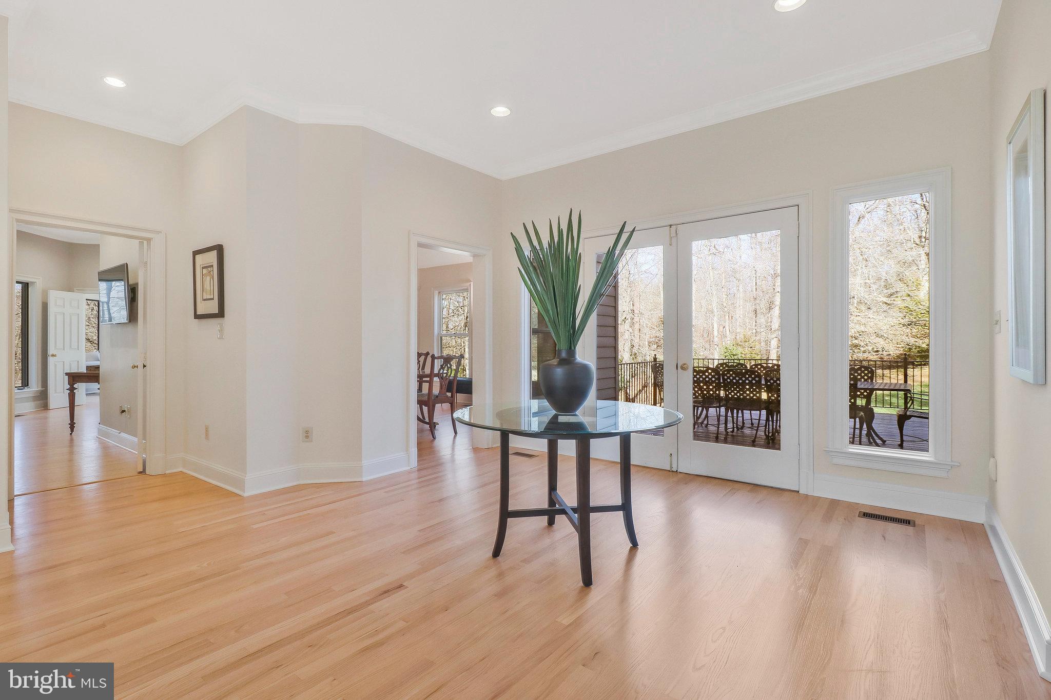 RIVERBEND KNOLLS - Residential