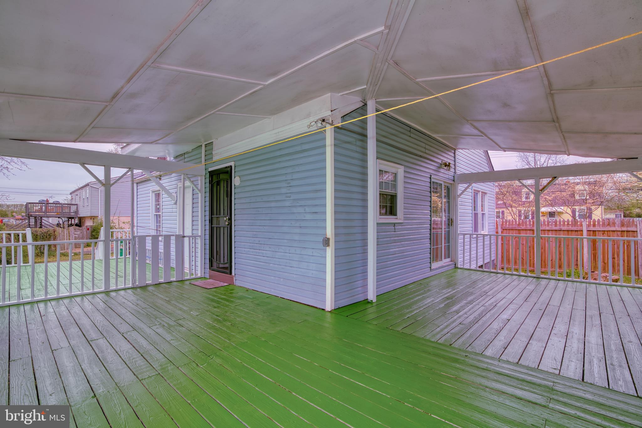 BALLARDS - Residential