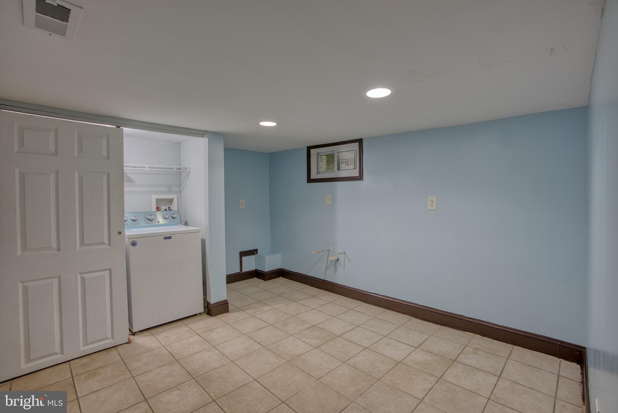 BALLARDS - Residential