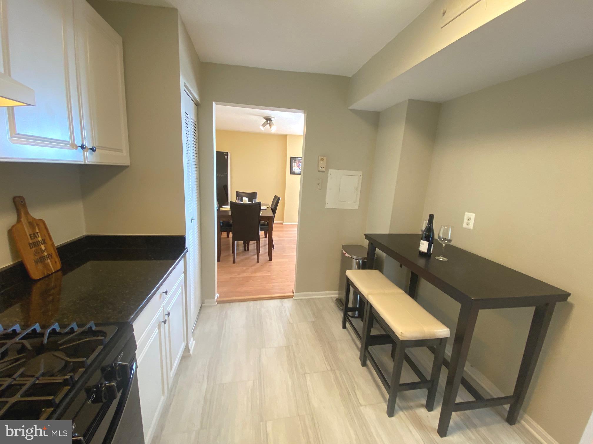 AMERICANA CENTRE - Residential