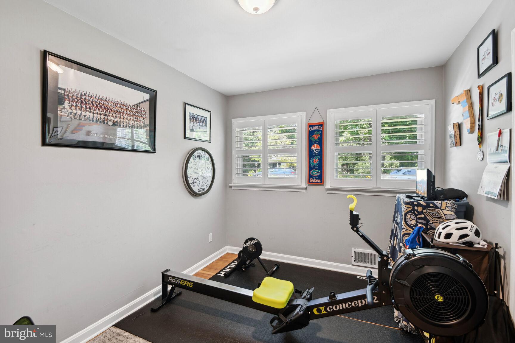 ANNAPOLIS ROADS - Residential