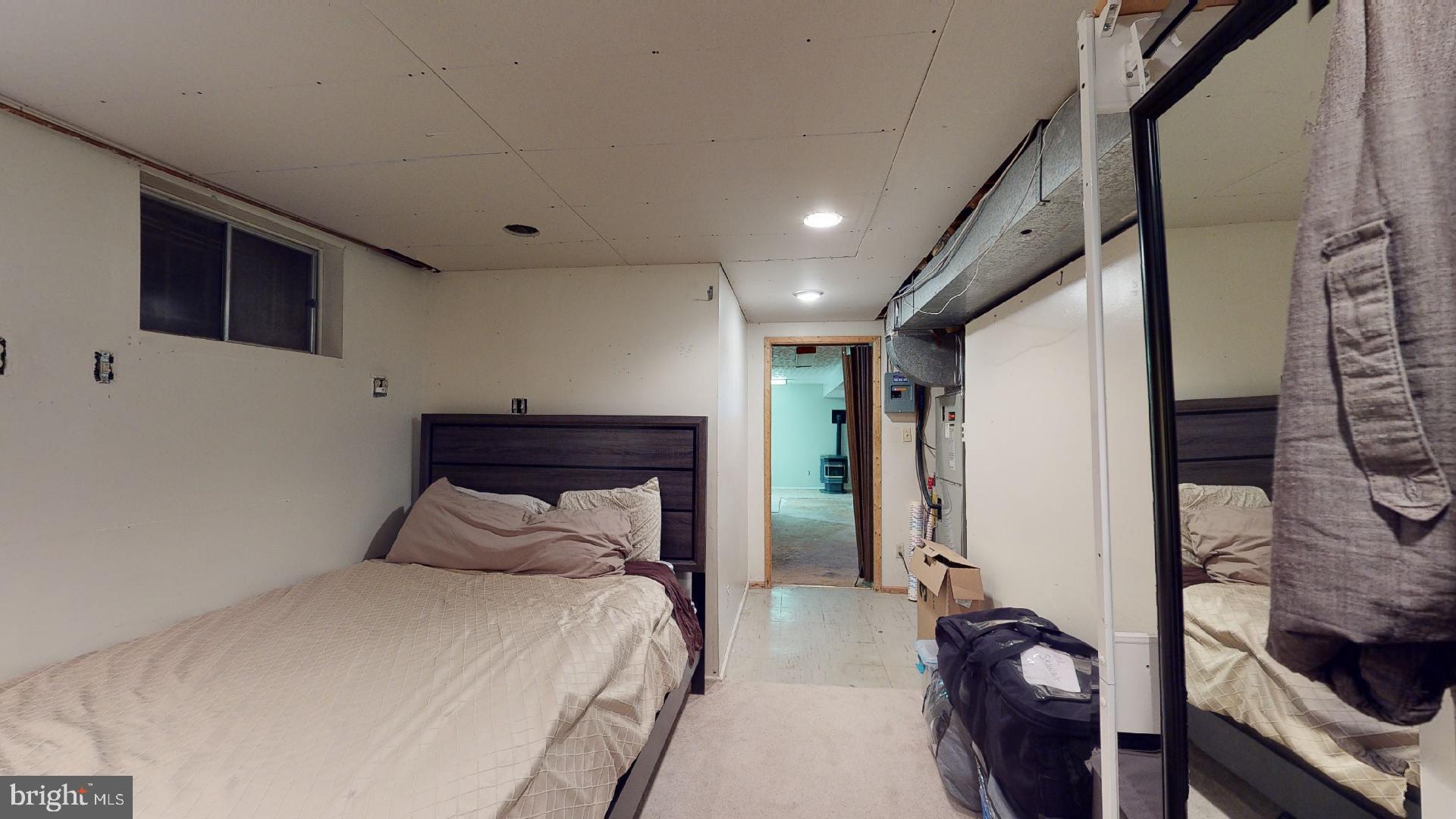 LARGO KNOLLS - Residential