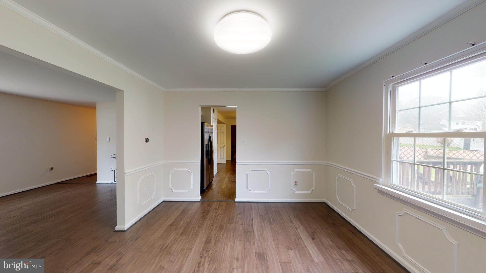 LARGO KNOLLS - Residential