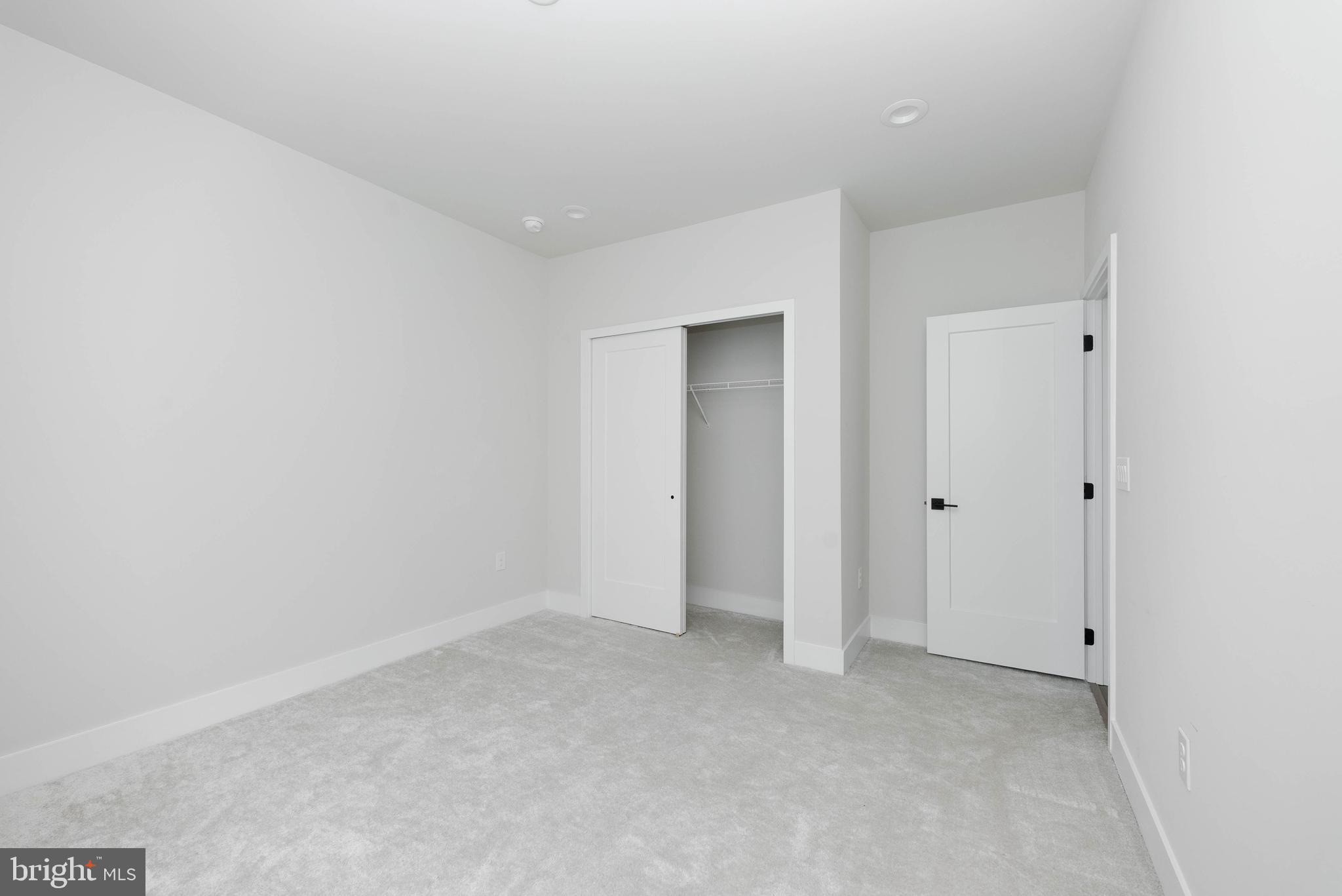 OVERLOOK AT TOWN CENTER - Residential