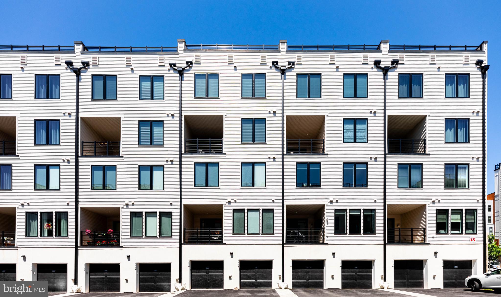 305 MANION ALLEY