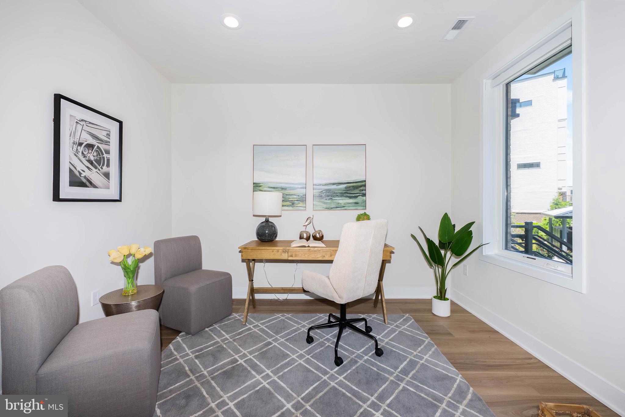 OVERLOOK AT TOWN CENTER - Residential