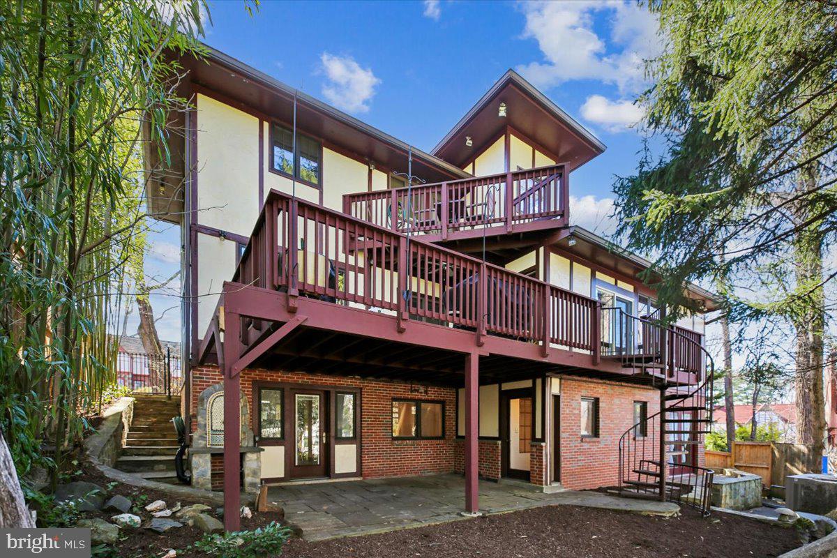 WOODHAVEN - Residential