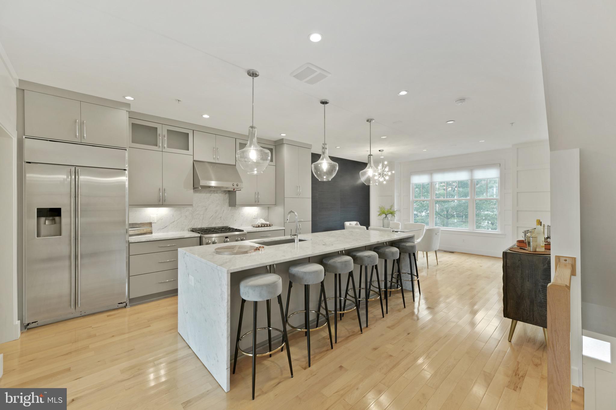 MAJESTY WEST - Residential