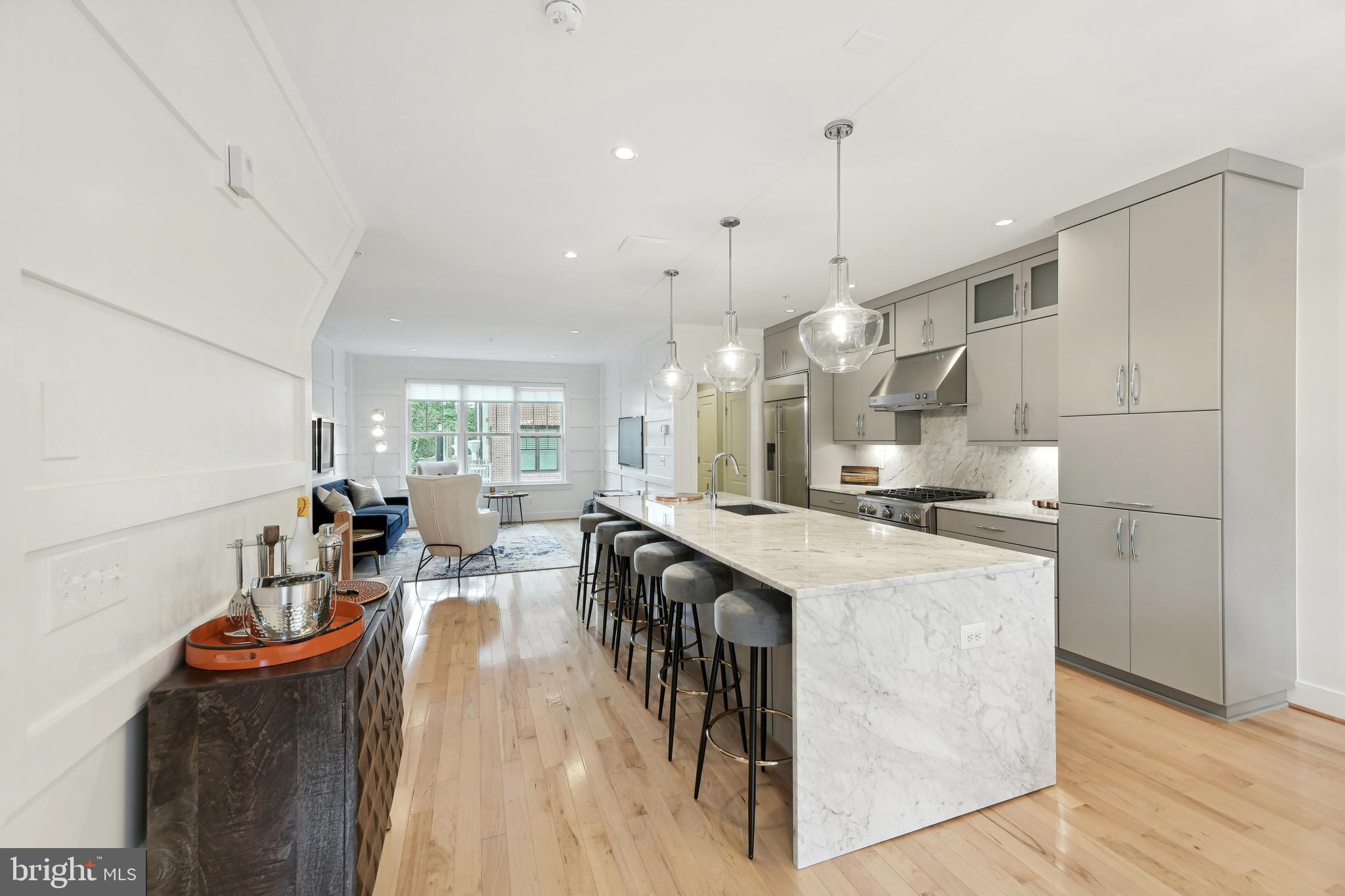 MAJESTY WEST - Residential