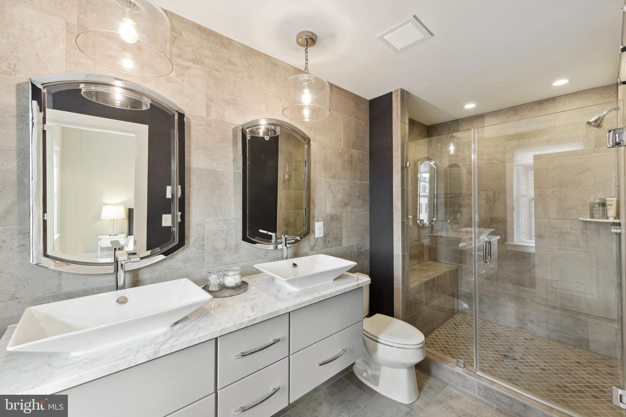 MAJESTY WEST - Residential