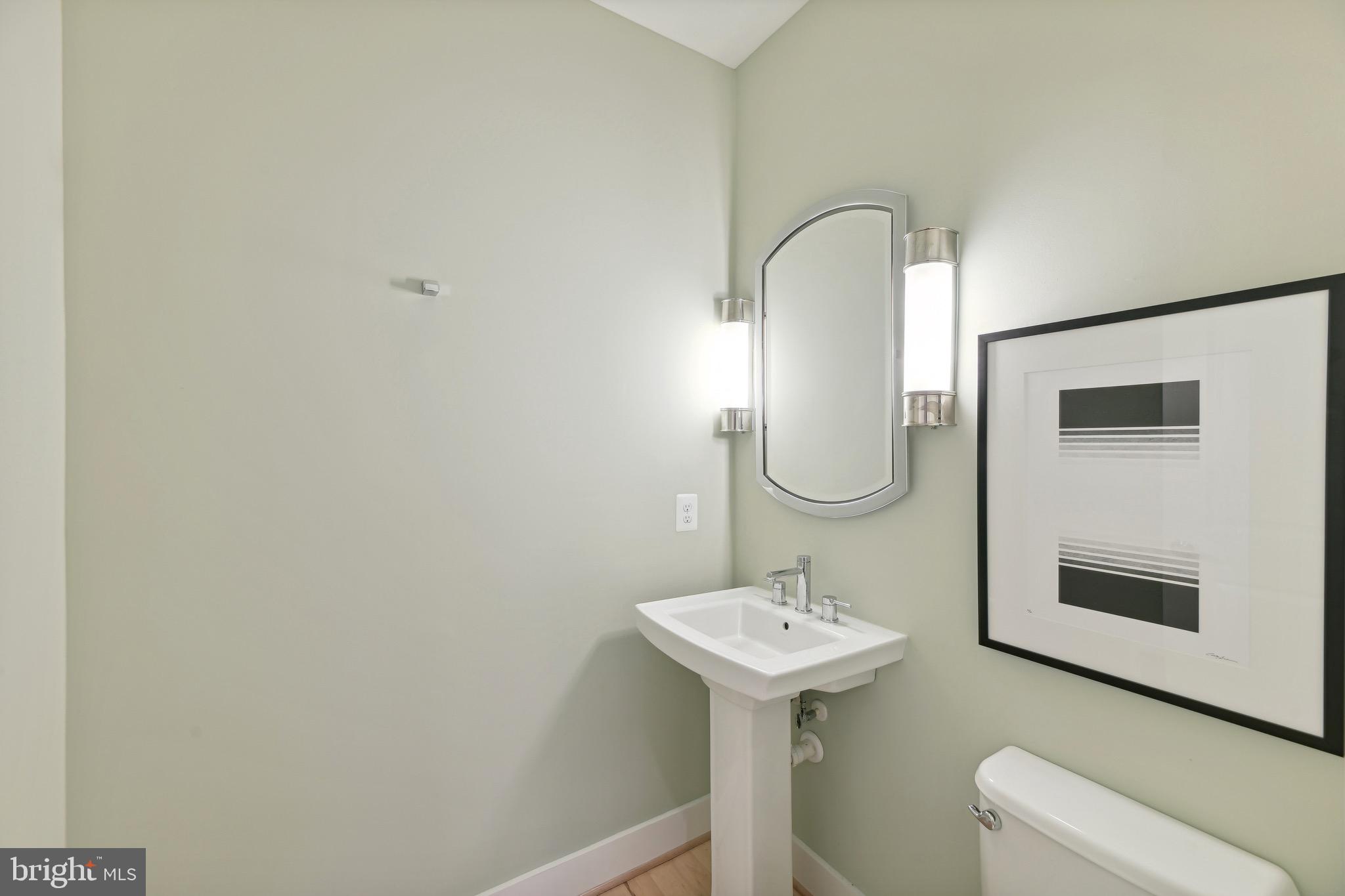 MAJESTY WEST - Residential