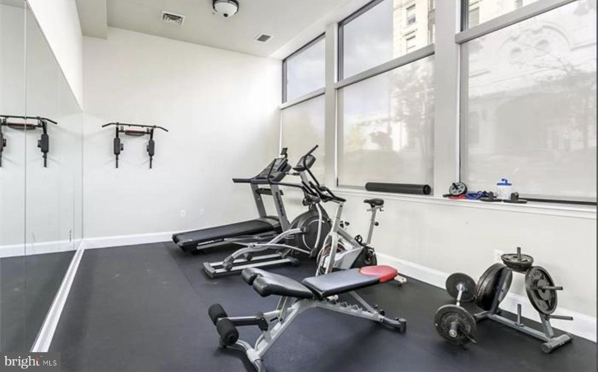 BROMO ARTS DISTRICT - Residential Lease