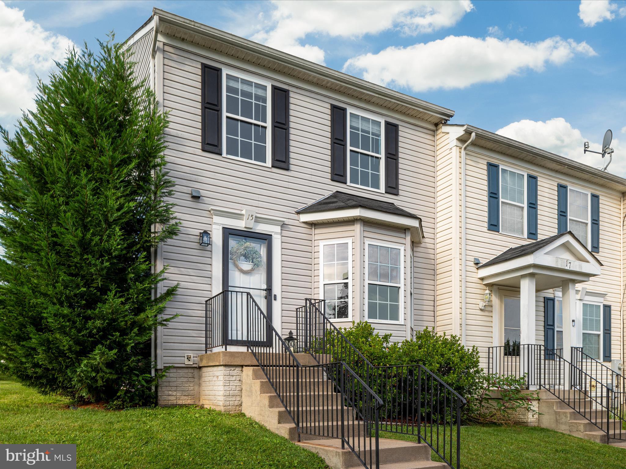 FAIRWAYS AT STONEBRIDGE - Residential