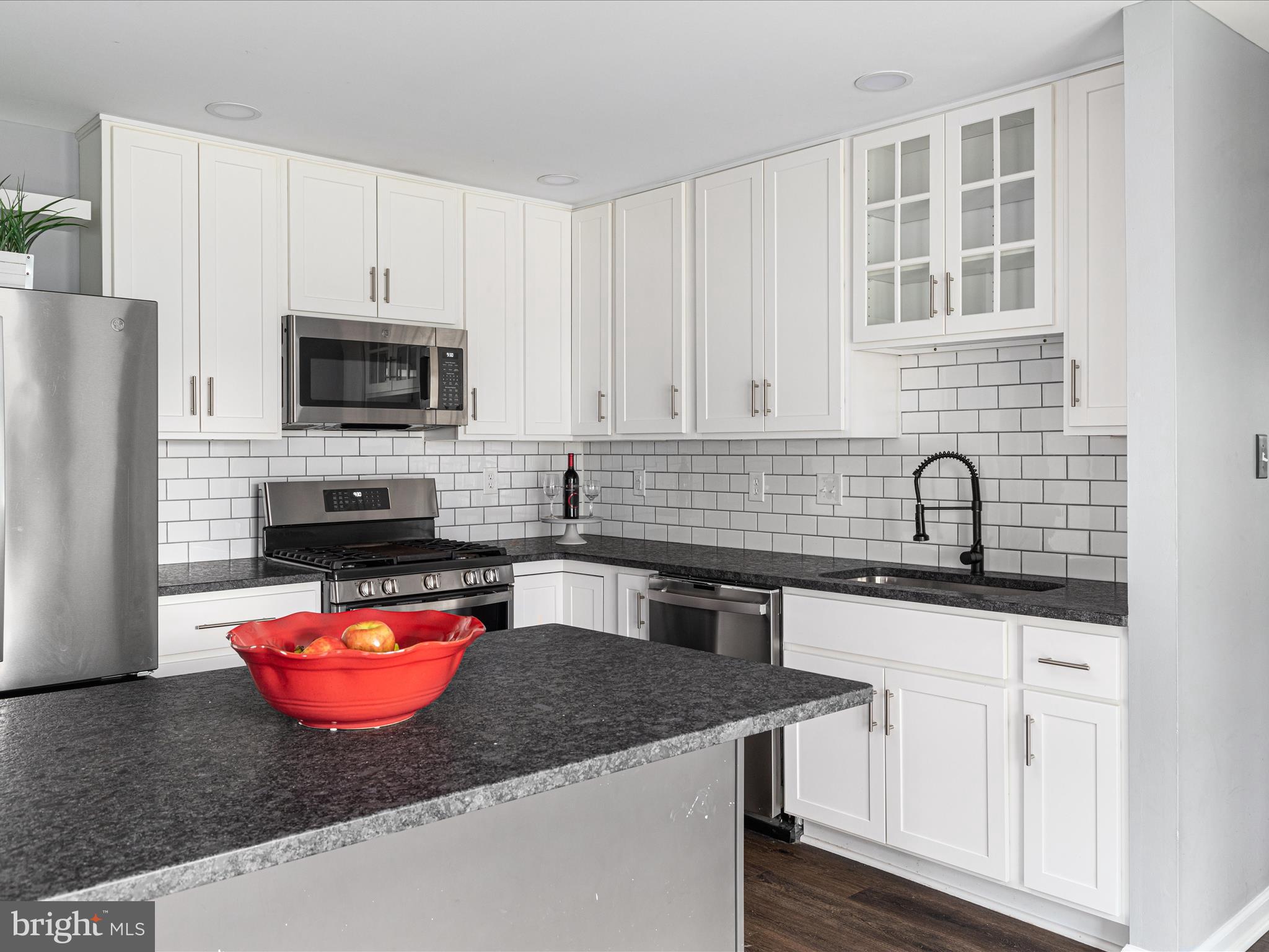 FAIRWAYS AT STONEBRIDGE - Residential