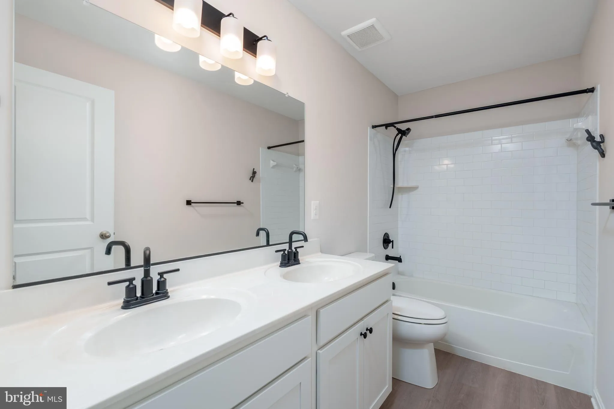 Felton, Delaware 19943, United States, 4 Bedrooms Bedrooms, ,4 BathroomsBathrooms,Residential,Active,187366