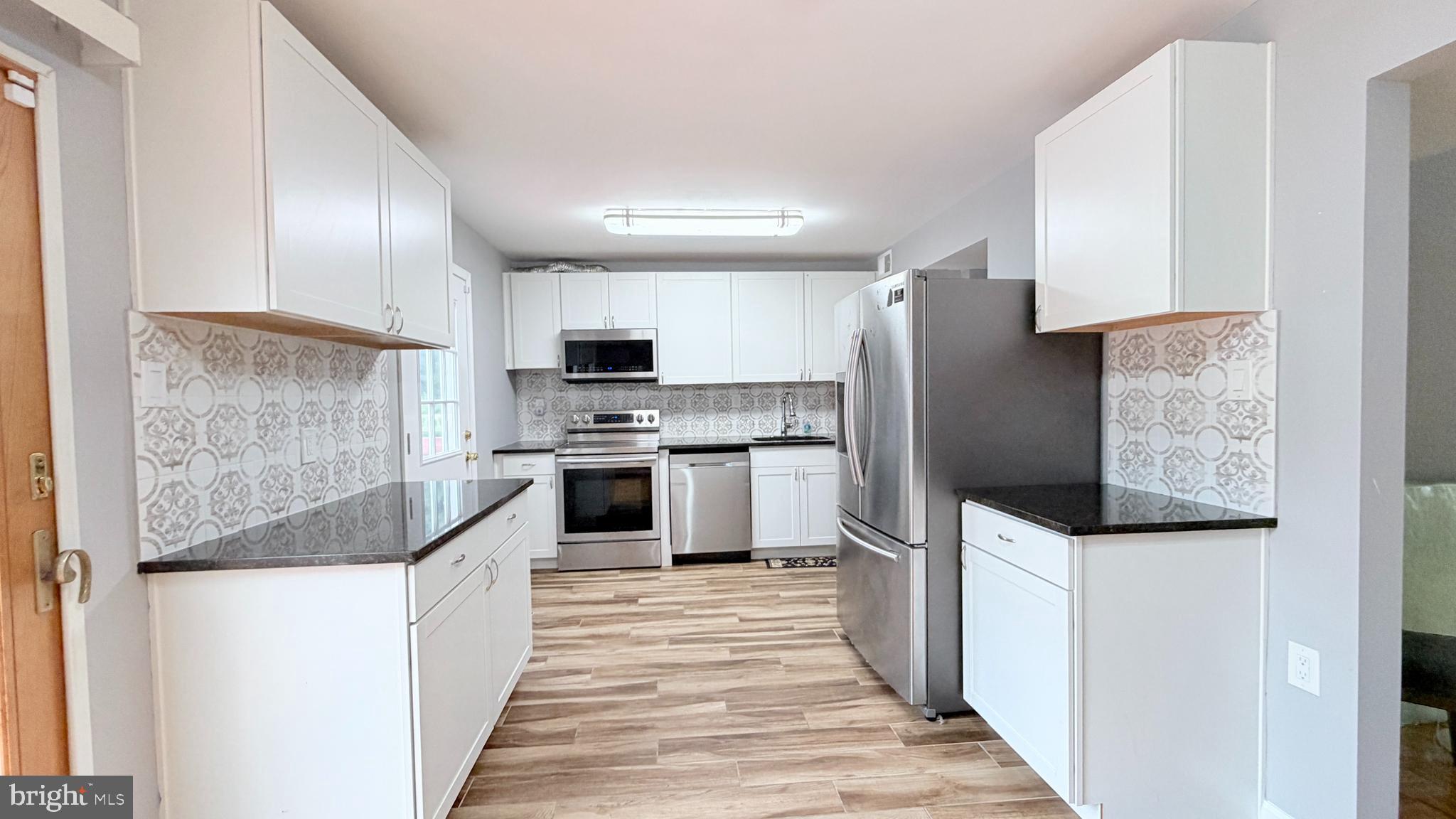 214 PENDER PLACE