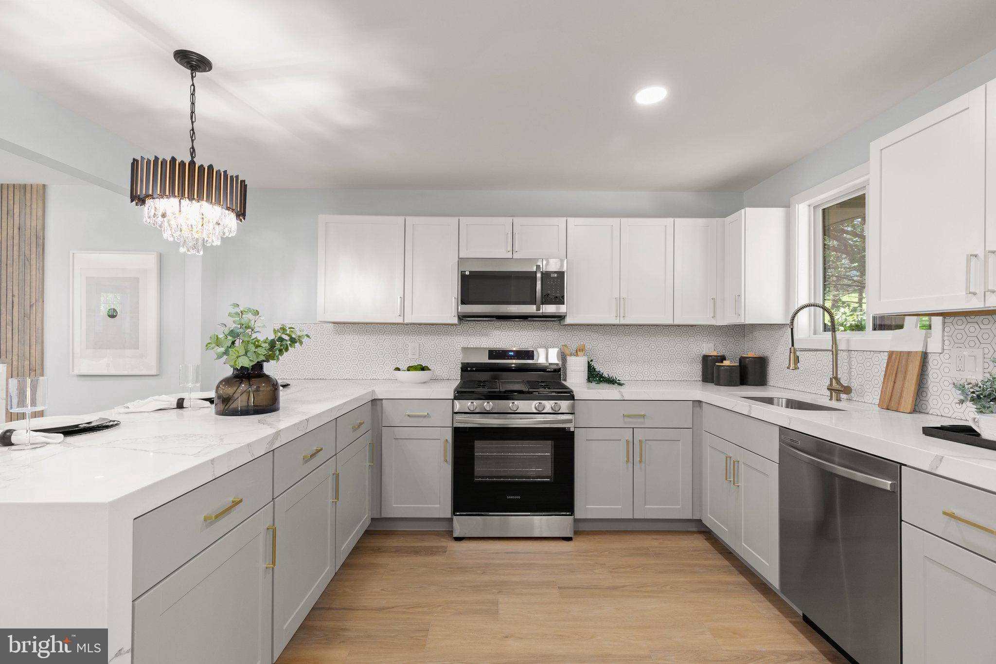 SPRINGDALE - Residential