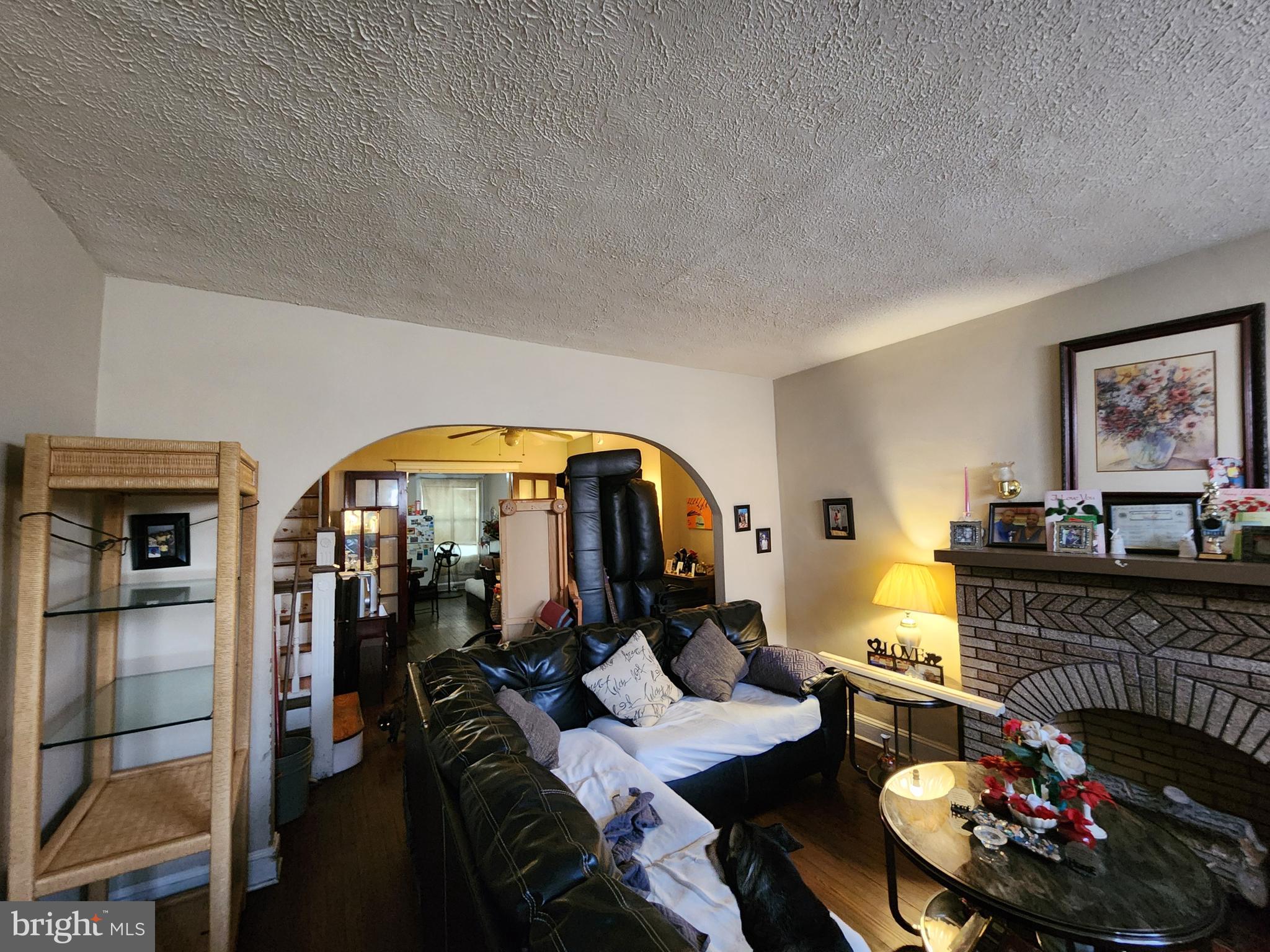 ELLWOOD PARK - Residential