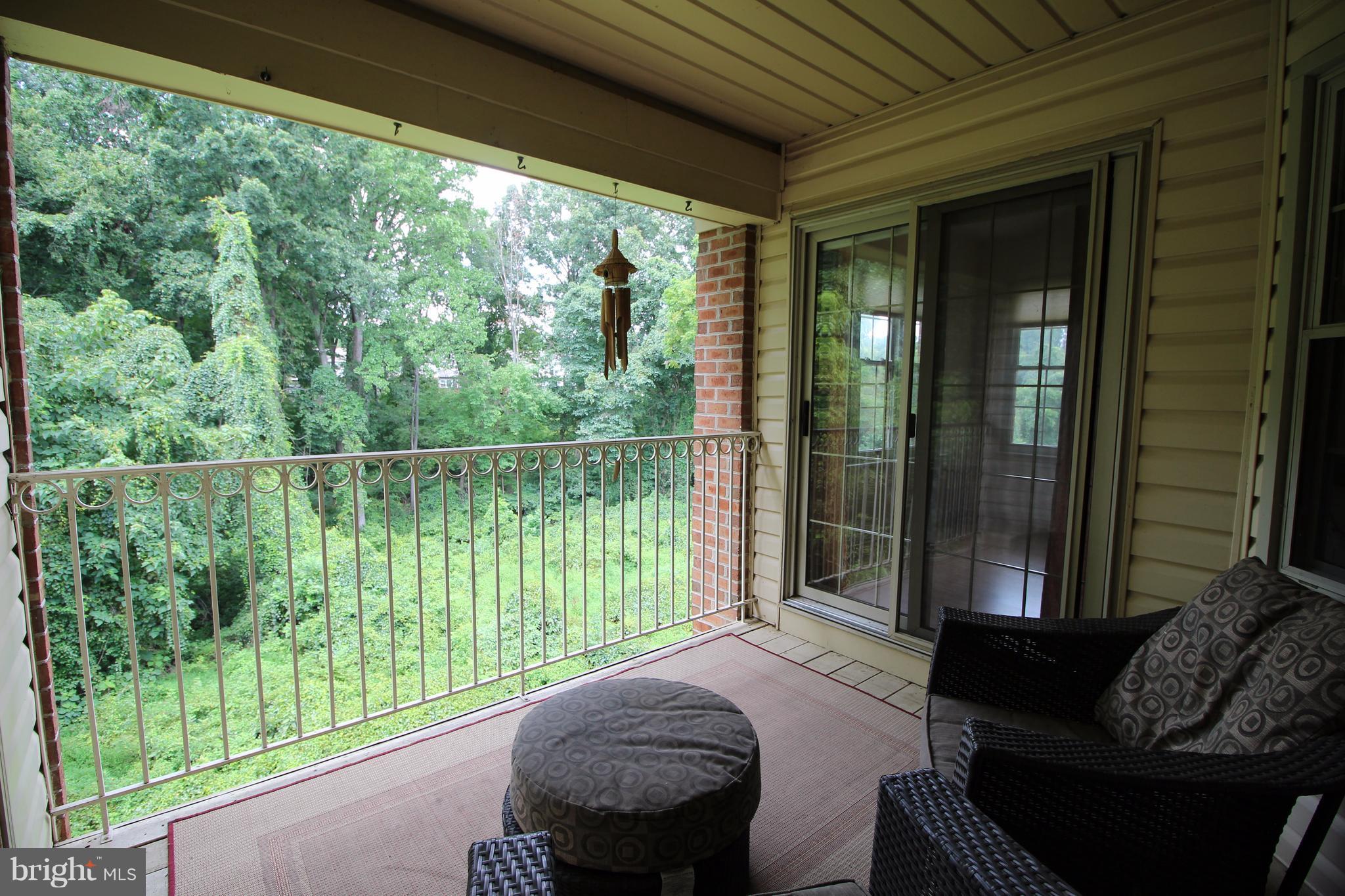 THE COURTYARDS AT POND - Residential