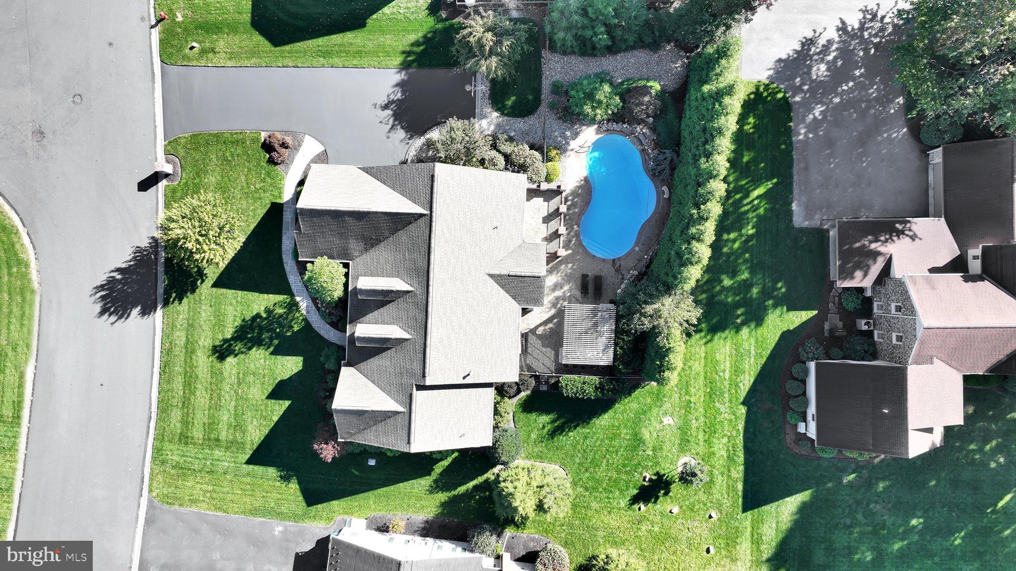 130 SANDSTONE DRIVE
