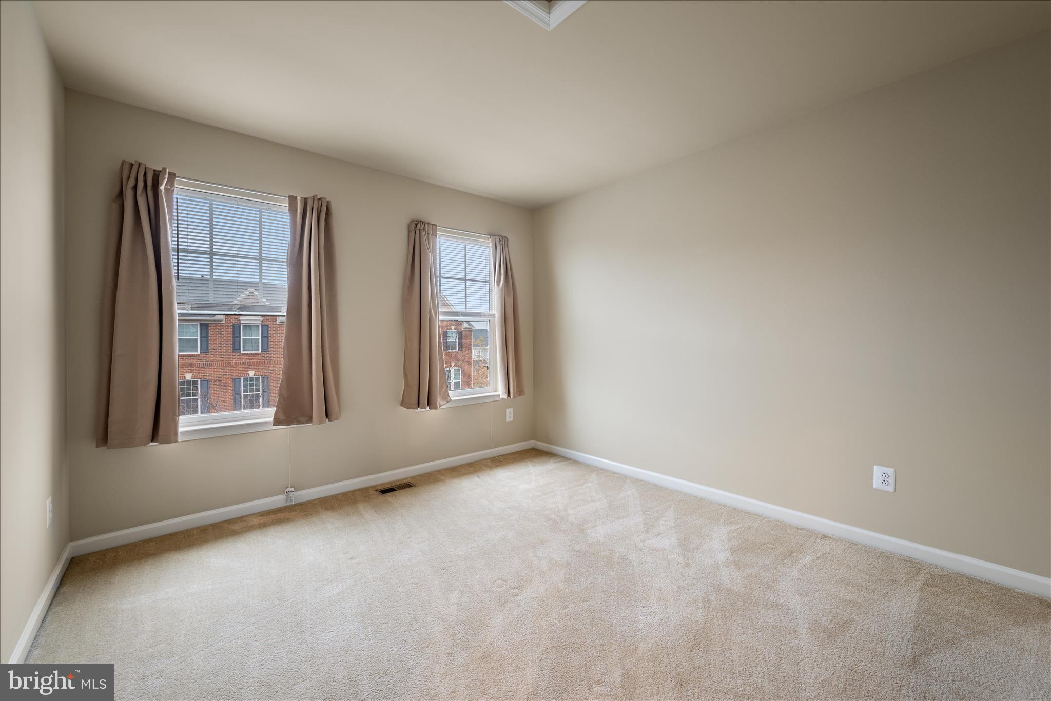 SNOWDEN BRIDGE - Residential Lease