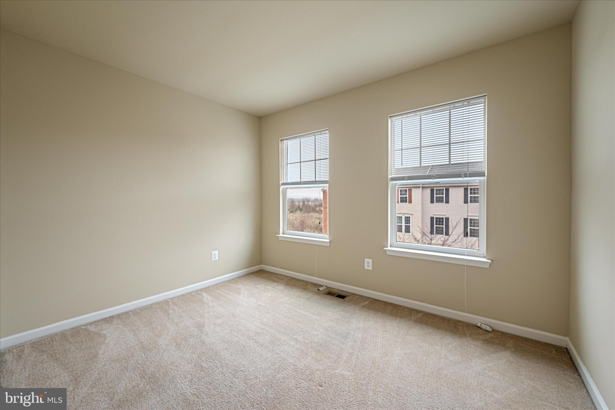 SNOWDEN BRIDGE - Residential Lease