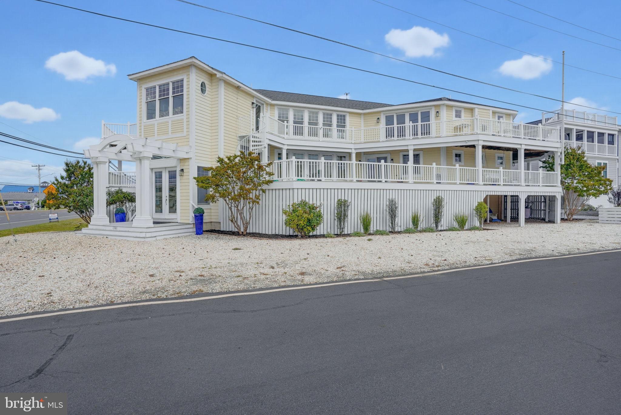 1301 COASTAL HIGHWAY