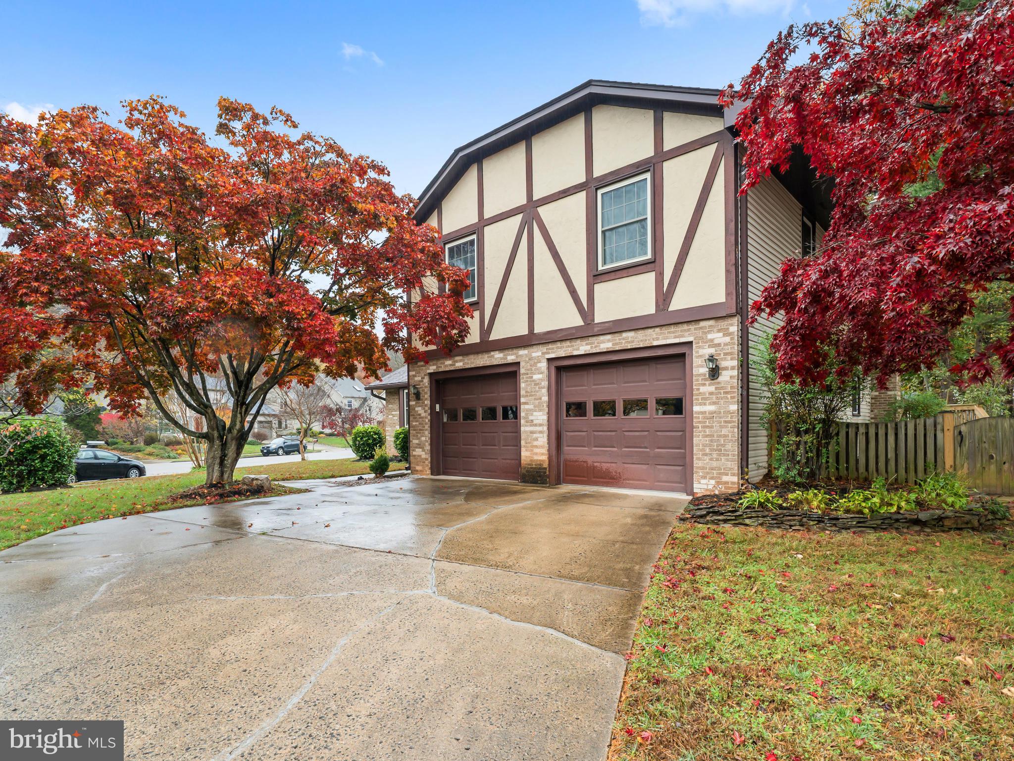 LONGWOOD KNOLLS - Residential Lease