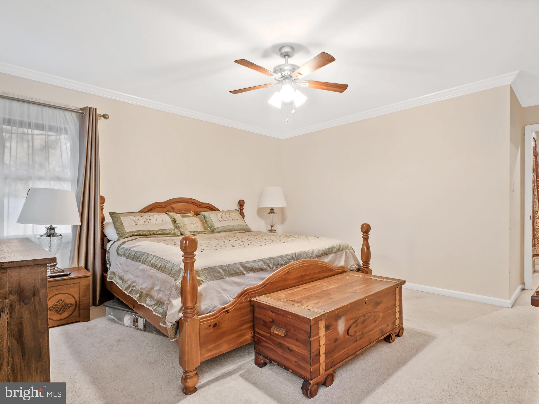 LONGWOOD KNOLLS - Residential Lease